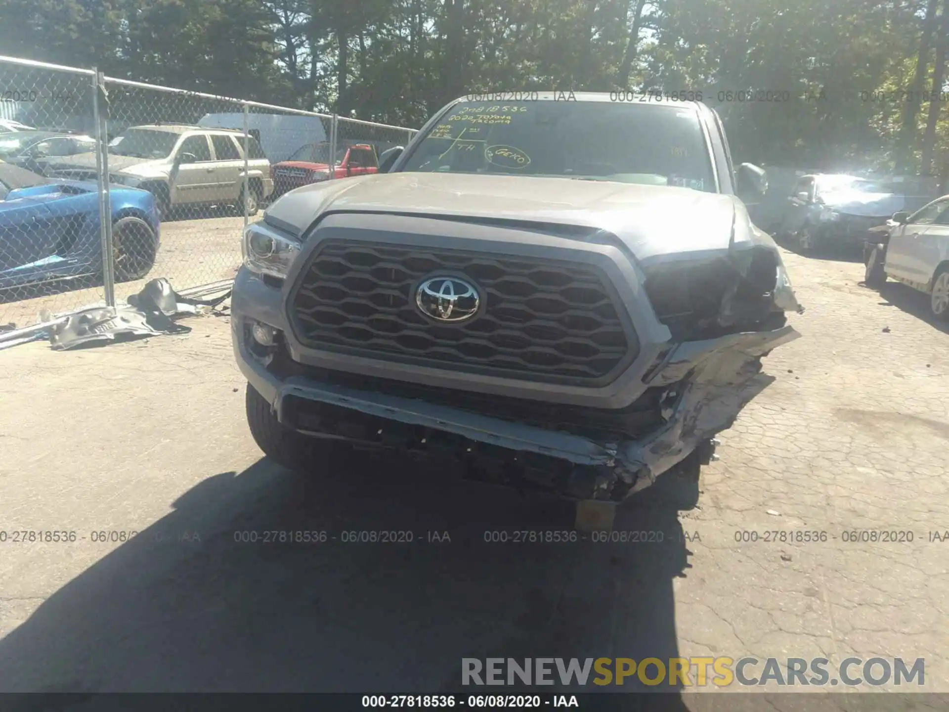 6 Photograph of a damaged car 3TMCZ5AN1LM340480 TOYOTA TACOMA 4WD 2020