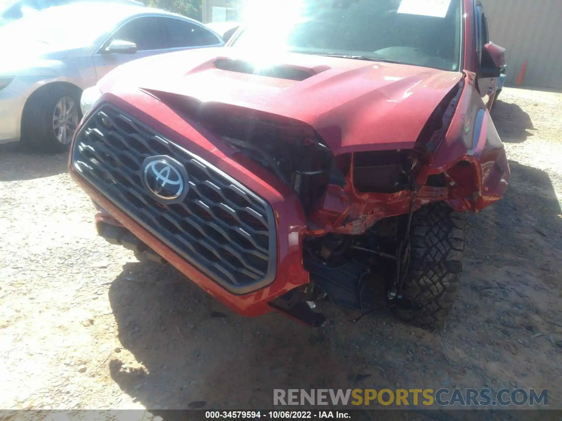 6 Photograph of a damaged car 3TMCZ5AN1LM344206 TOYOTA TACOMA 4WD 2020