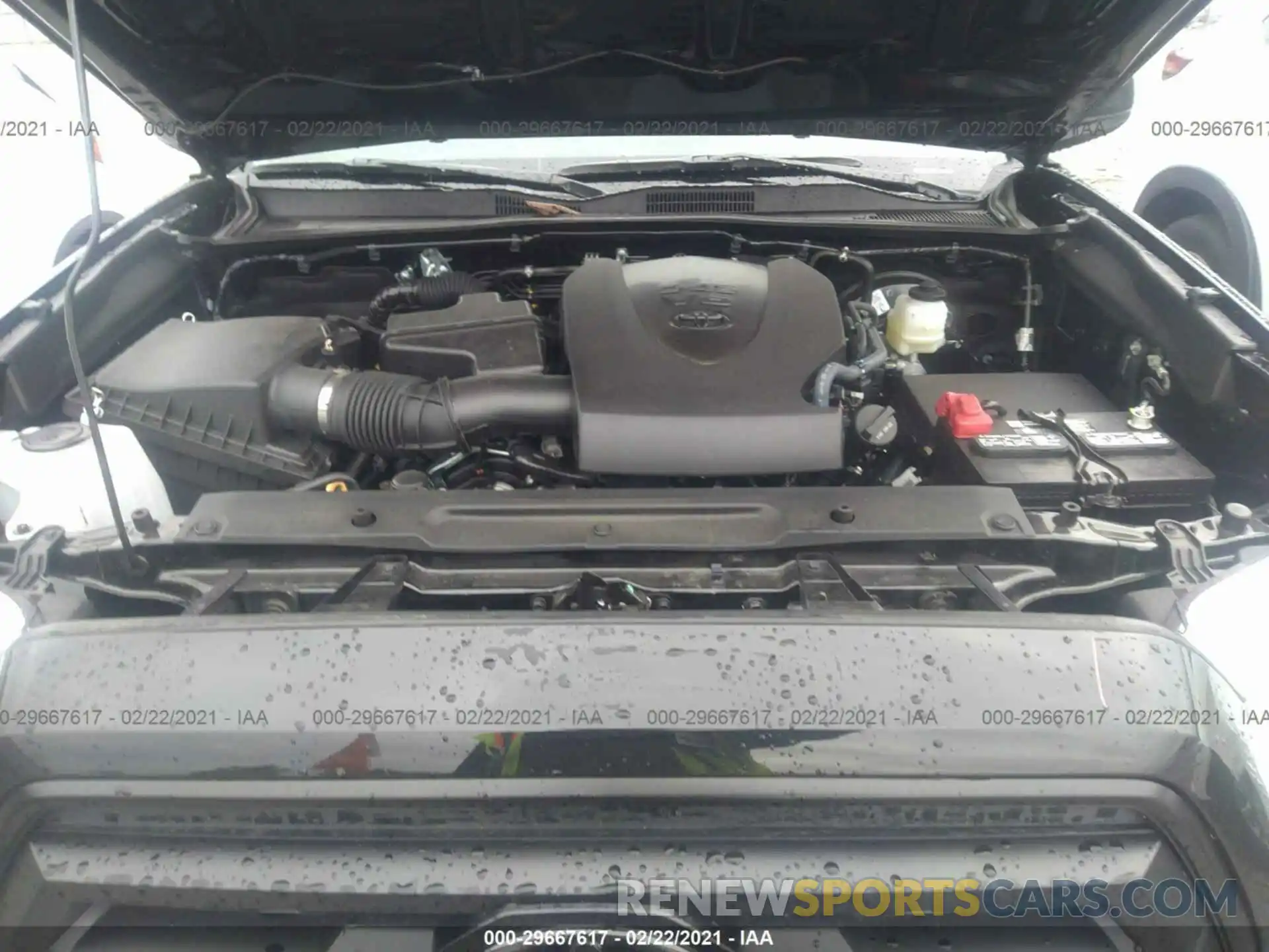 10 Photograph of a damaged car 3TMCZ5AN1LM352855 TOYOTA TACOMA 4WD 2020