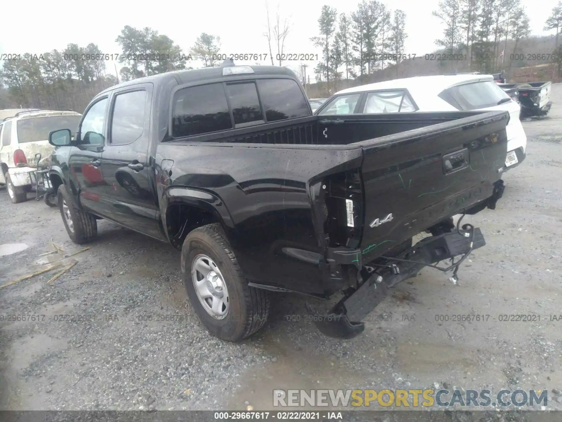 3 Photograph of a damaged car 3TMCZ5AN1LM352855 TOYOTA TACOMA 4WD 2020