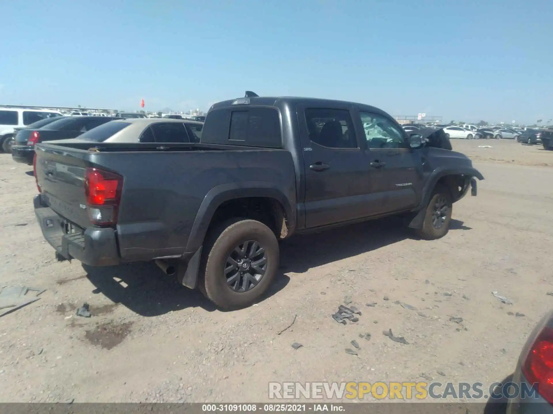 4 Photograph of a damaged car 3TMCZ5AN1LM354444 TOYOTA TACOMA 4WD 2020