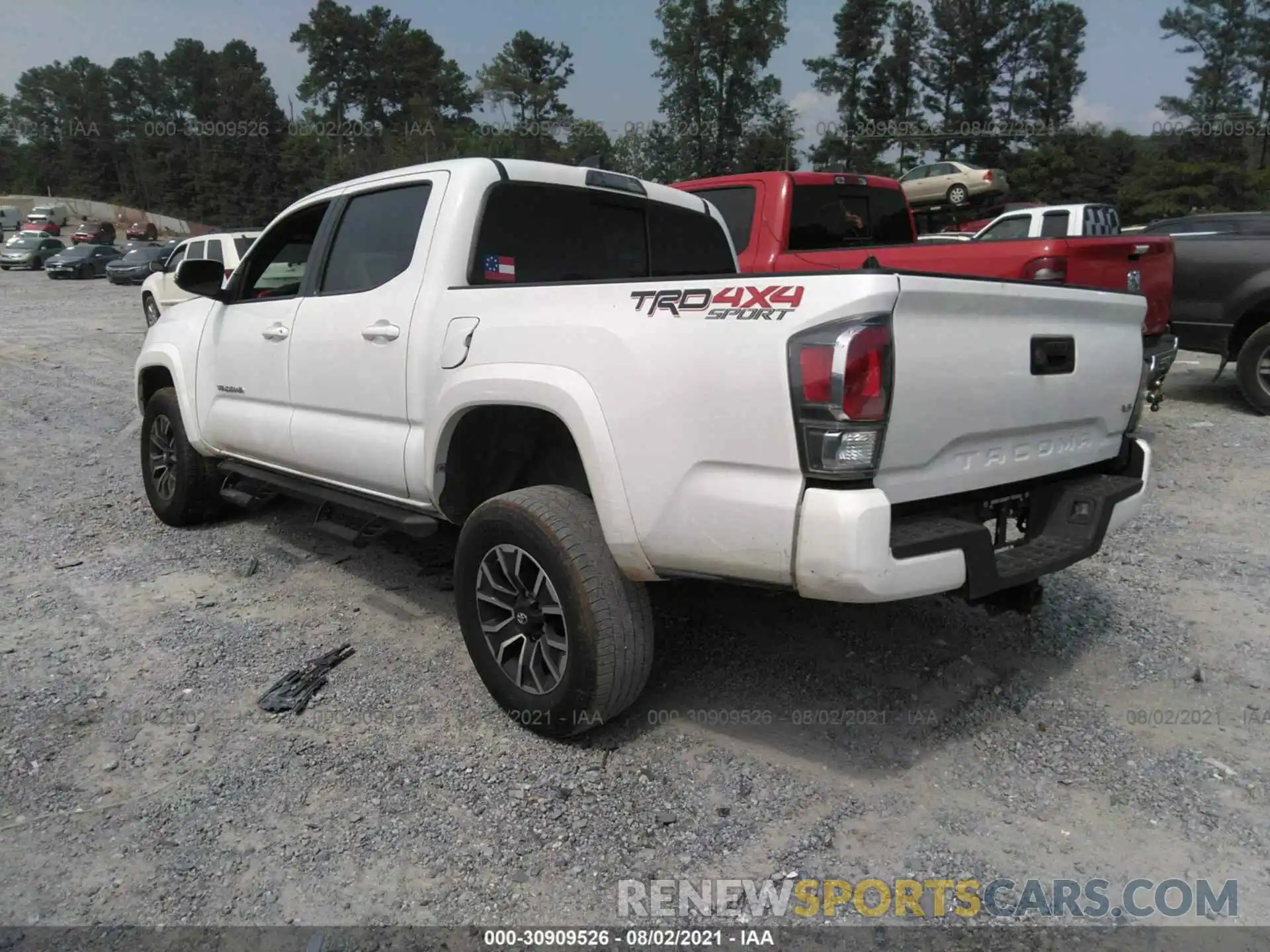 3 Photograph of a damaged car 3TMCZ5AN2LM291113 TOYOTA TACOMA 4WD 2020