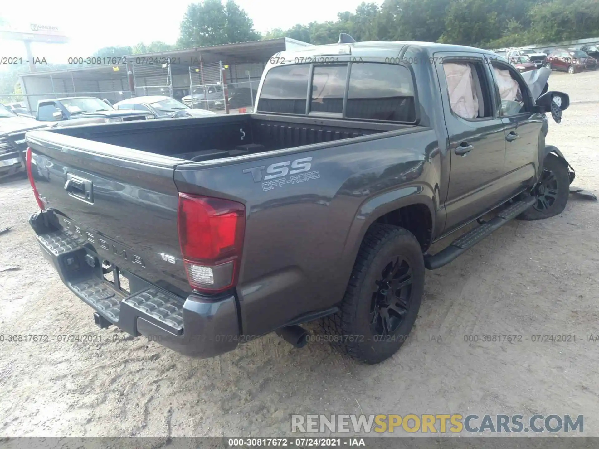 4 Photograph of a damaged car 3TMCZ5AN2LM298434 TOYOTA TACOMA 4WD 2020