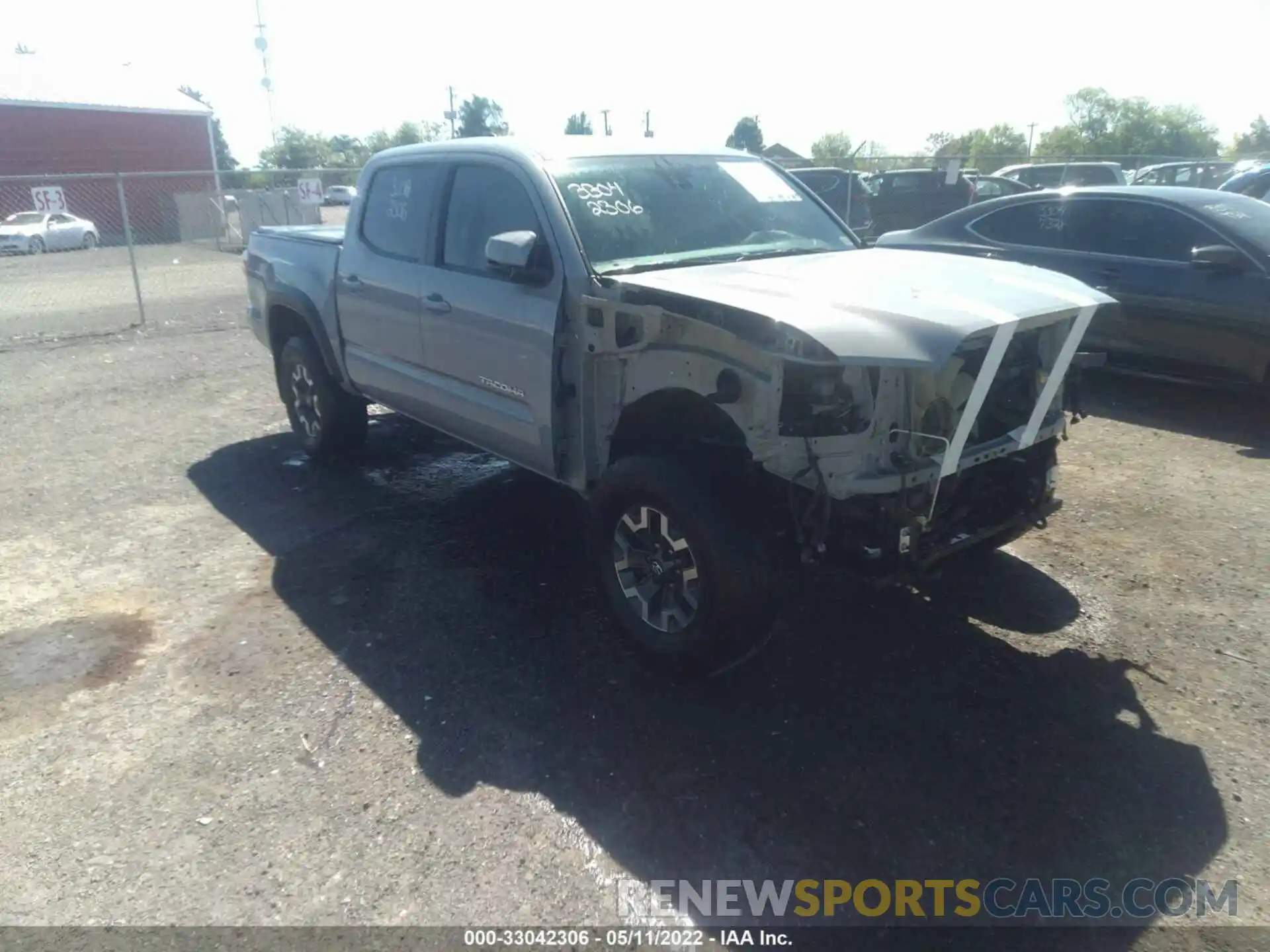 1 Photograph of a damaged car 3TMCZ5AN2LM298532 TOYOTA TACOMA 4WD 2020