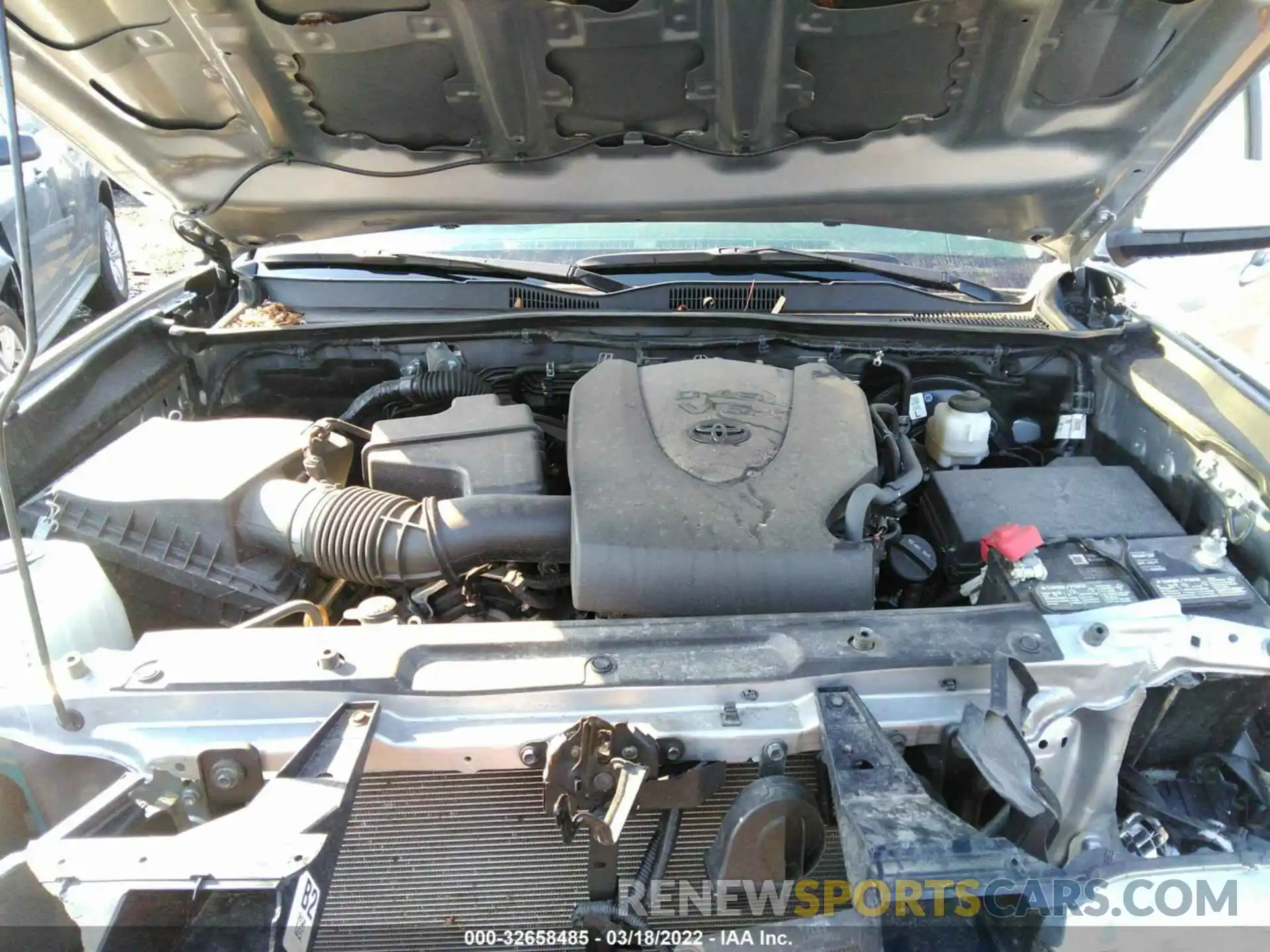 10 Photograph of a damaged car 3TMCZ5AN2LM304989 TOYOTA TACOMA 4WD 2020