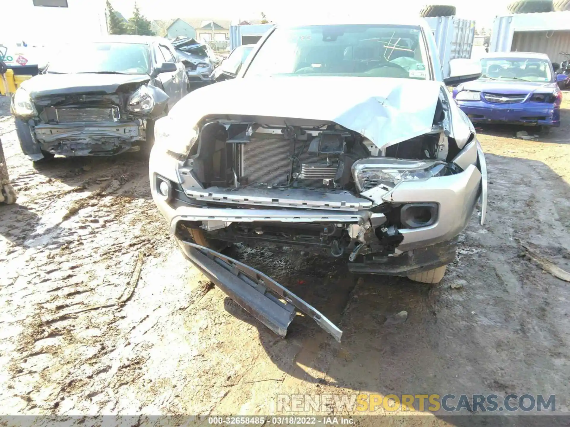 6 Photograph of a damaged car 3TMCZ5AN2LM304989 TOYOTA TACOMA 4WD 2020