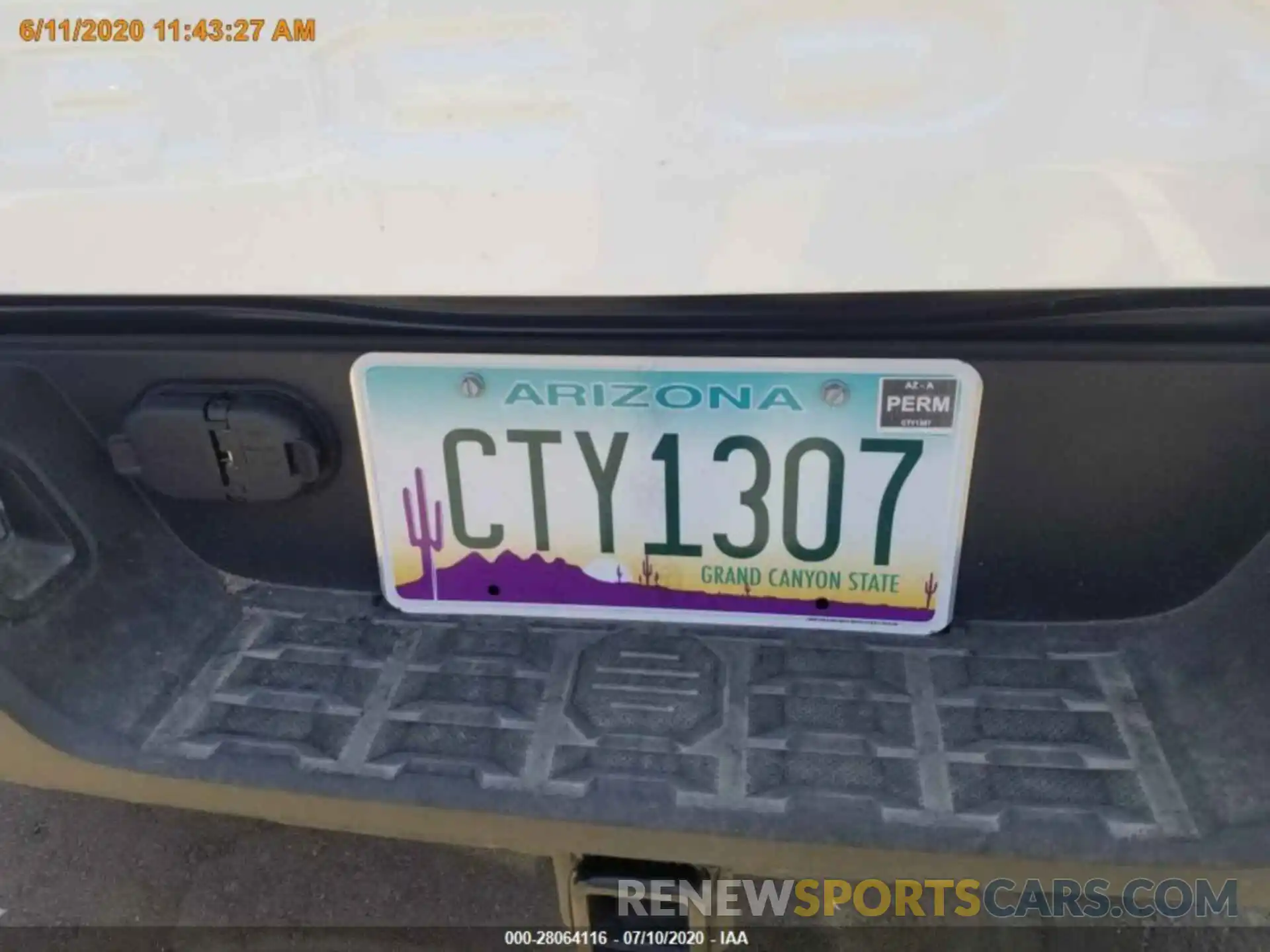 3 Photograph of a damaged car 3TMCZ5AN2LM323168 TOYOTA TACOMA 4WD 2020