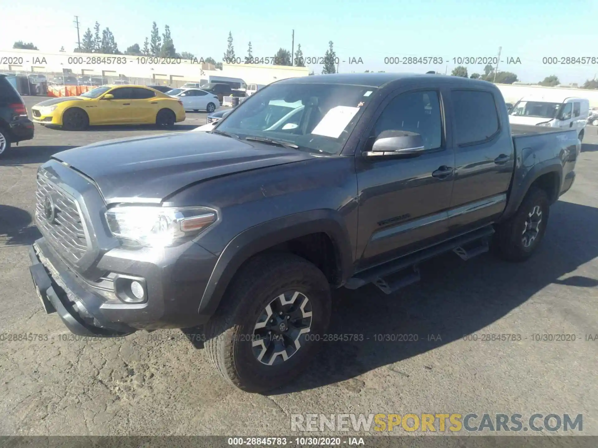 2 Photograph of a damaged car 3TMCZ5AN2LM334624 TOYOTA TACOMA 4WD 2020