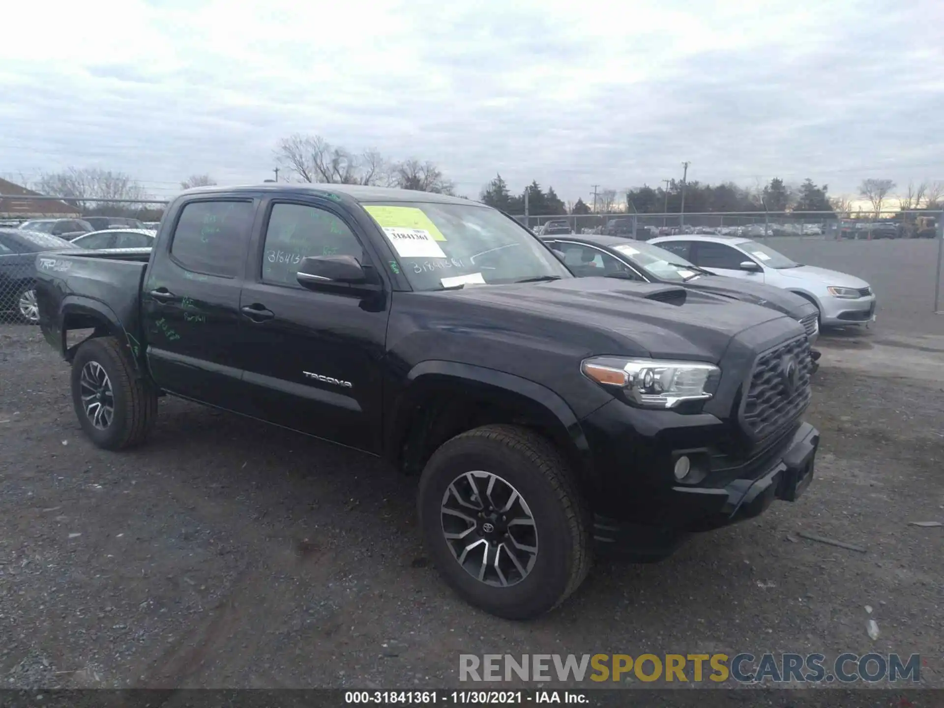 1 Photograph of a damaged car 3TMCZ5AN2LM336387 TOYOTA TACOMA 4WD 2020