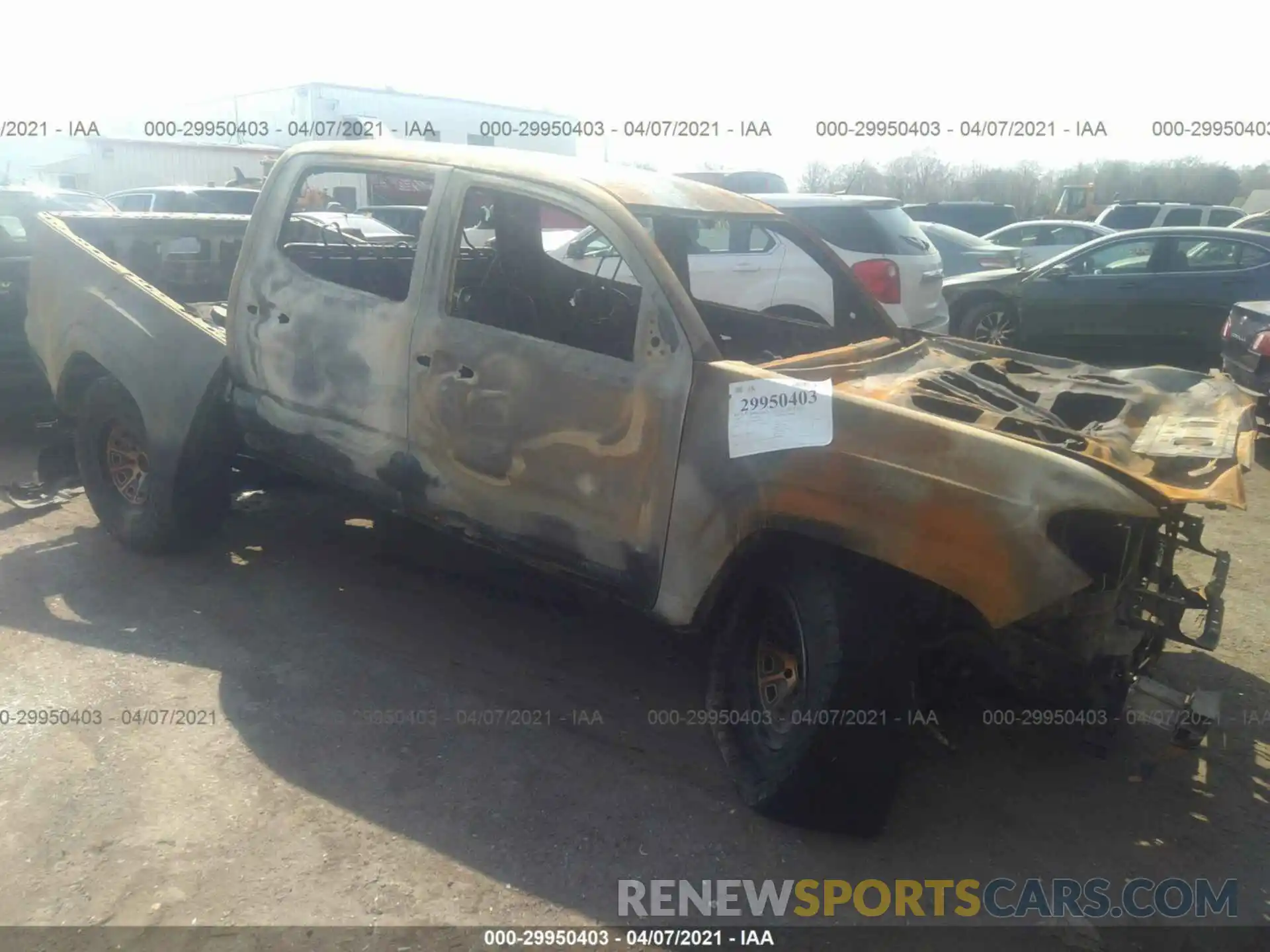 1 Photograph of a damaged car 3TMCZ5AN2LM342996 TOYOTA TACOMA 4WD 2020