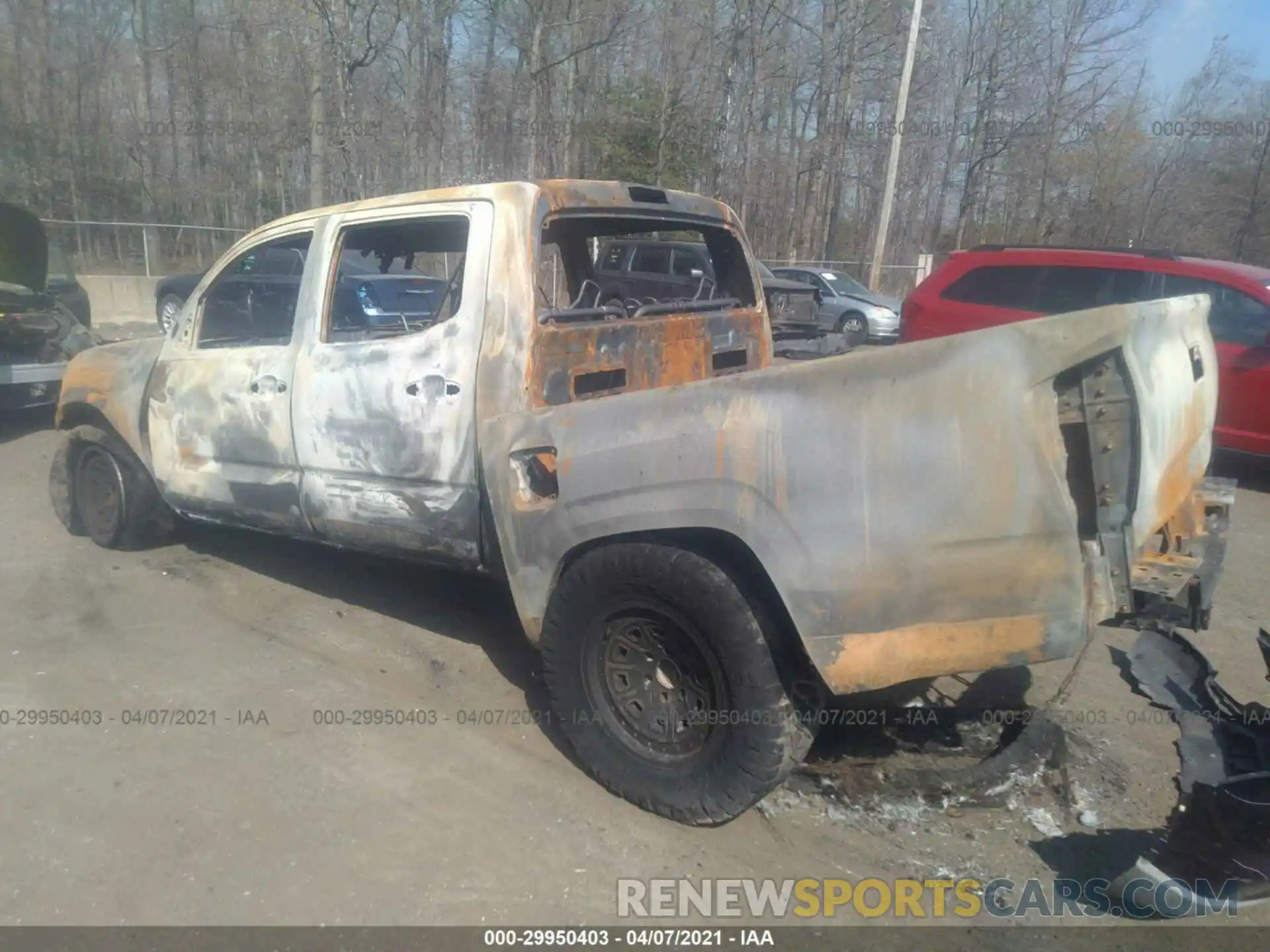 3 Photograph of a damaged car 3TMCZ5AN2LM342996 TOYOTA TACOMA 4WD 2020