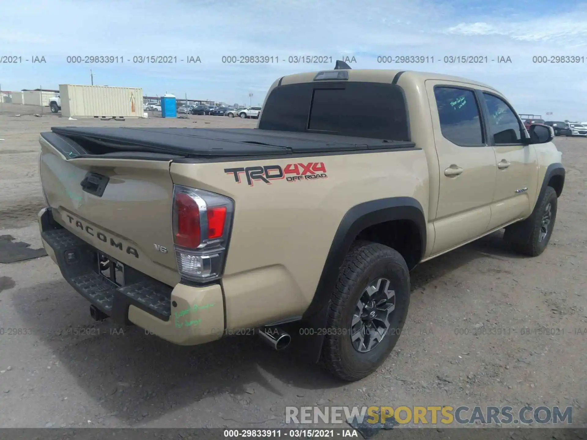 4 Photograph of a damaged car 3TMCZ5AN2LM349933 TOYOTA TACOMA 4WD 2020