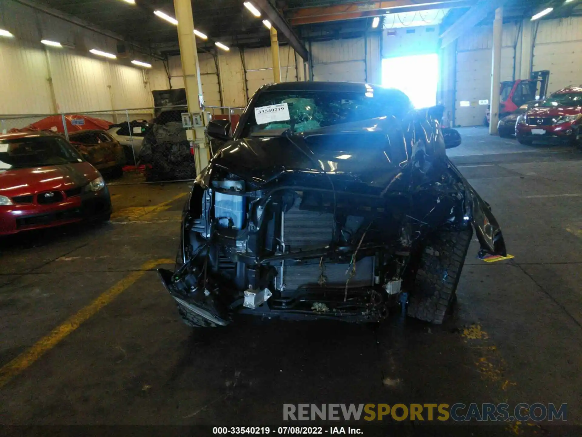 6 Photograph of a damaged car 3TMCZ5AN2LM350662 TOYOTA TACOMA 4WD 2020