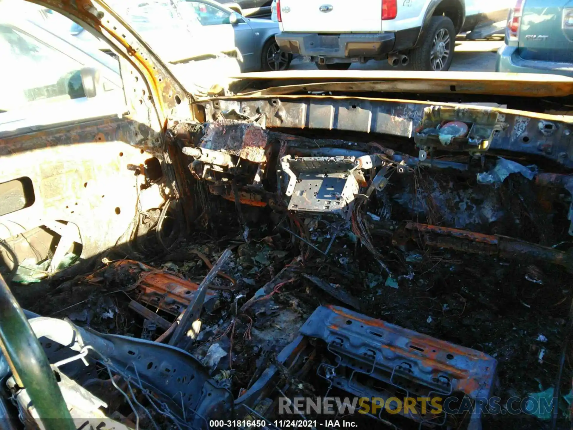 5 Photograph of a damaged car 3TMCZ5AN2LM354775 TOYOTA TACOMA 4WD 2020