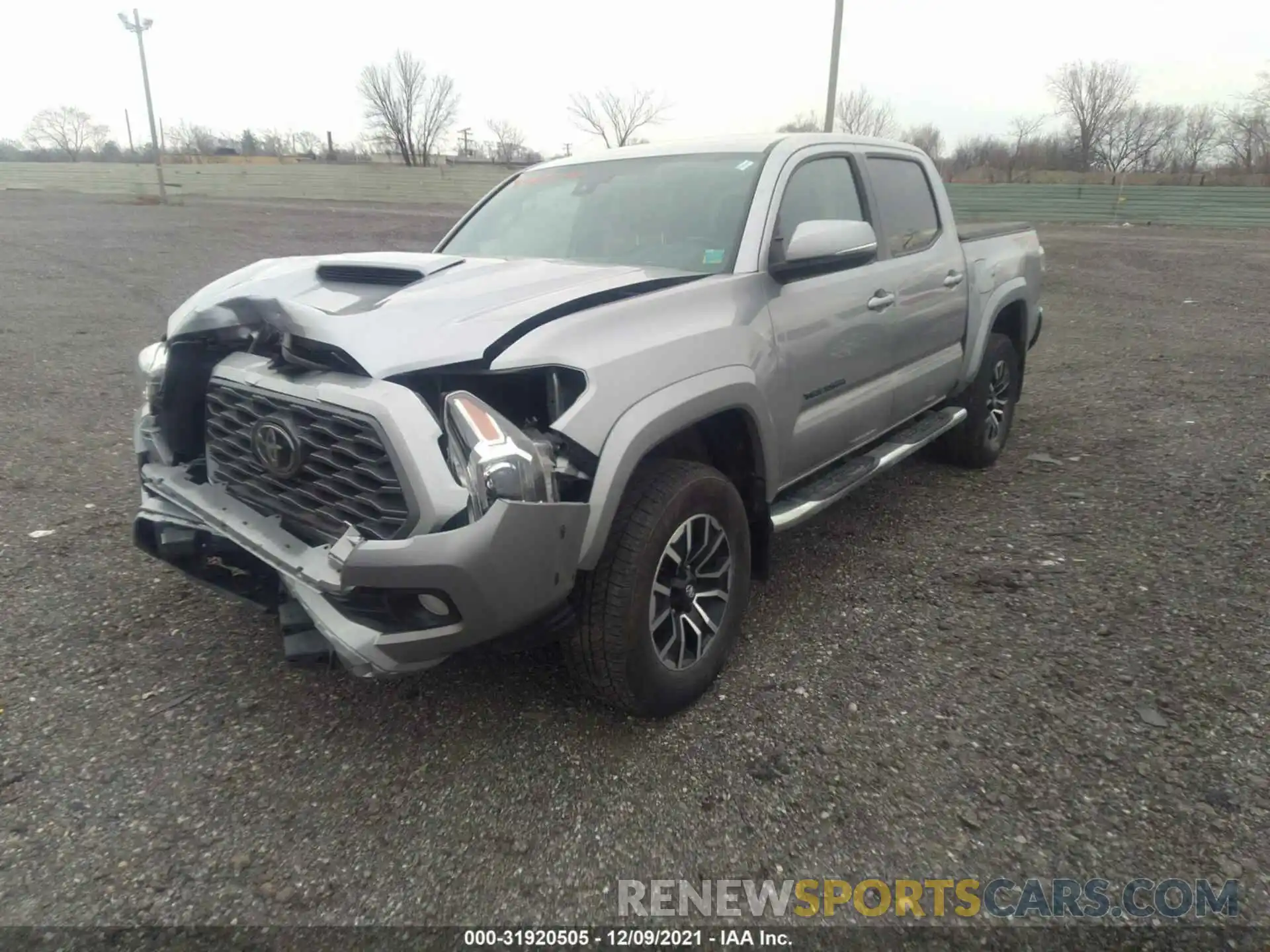 2 Photograph of a damaged car 3TMCZ5AN2LM366652 TOYOTA TACOMA 4WD 2020