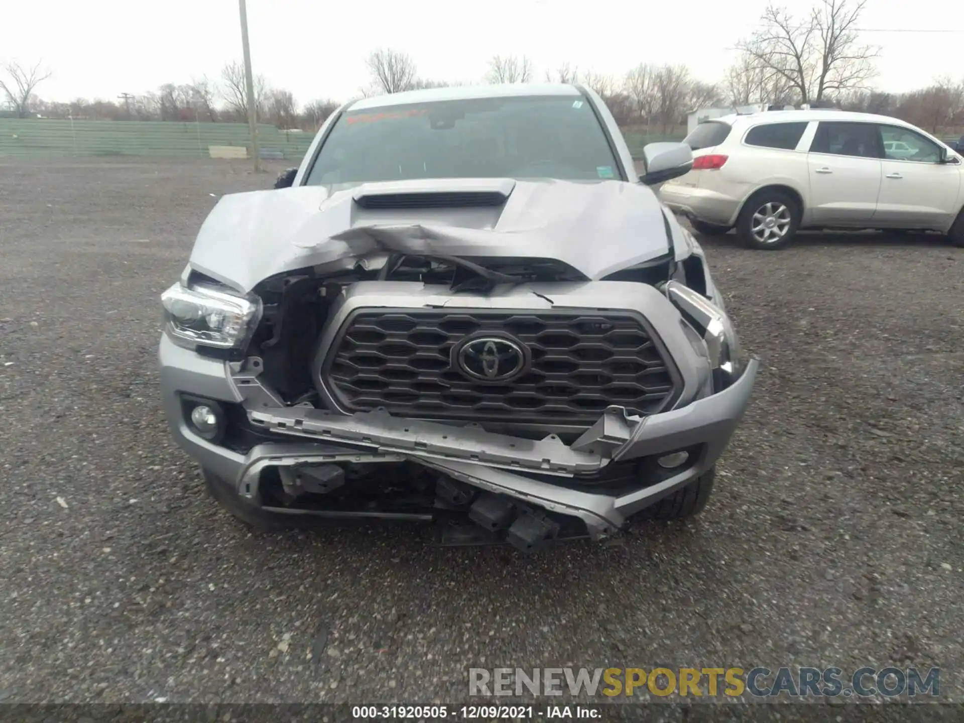 6 Photograph of a damaged car 3TMCZ5AN2LM366652 TOYOTA TACOMA 4WD 2020