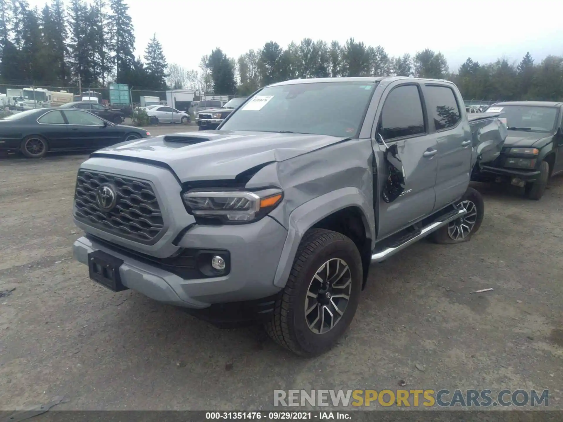 2 Photograph of a damaged car 3TMCZ5AN2LM368076 TOYOTA TACOMA 4WD 2020