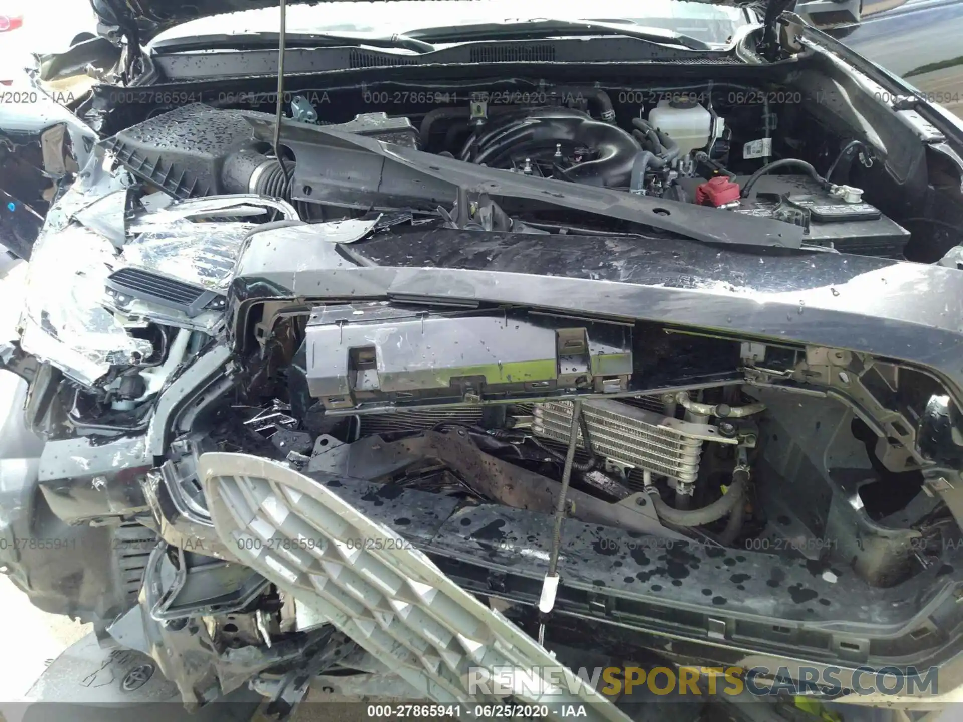 10 Photograph of a damaged car 3TMCZ5AN3LM293243 TOYOTA TACOMA 4WD 2020