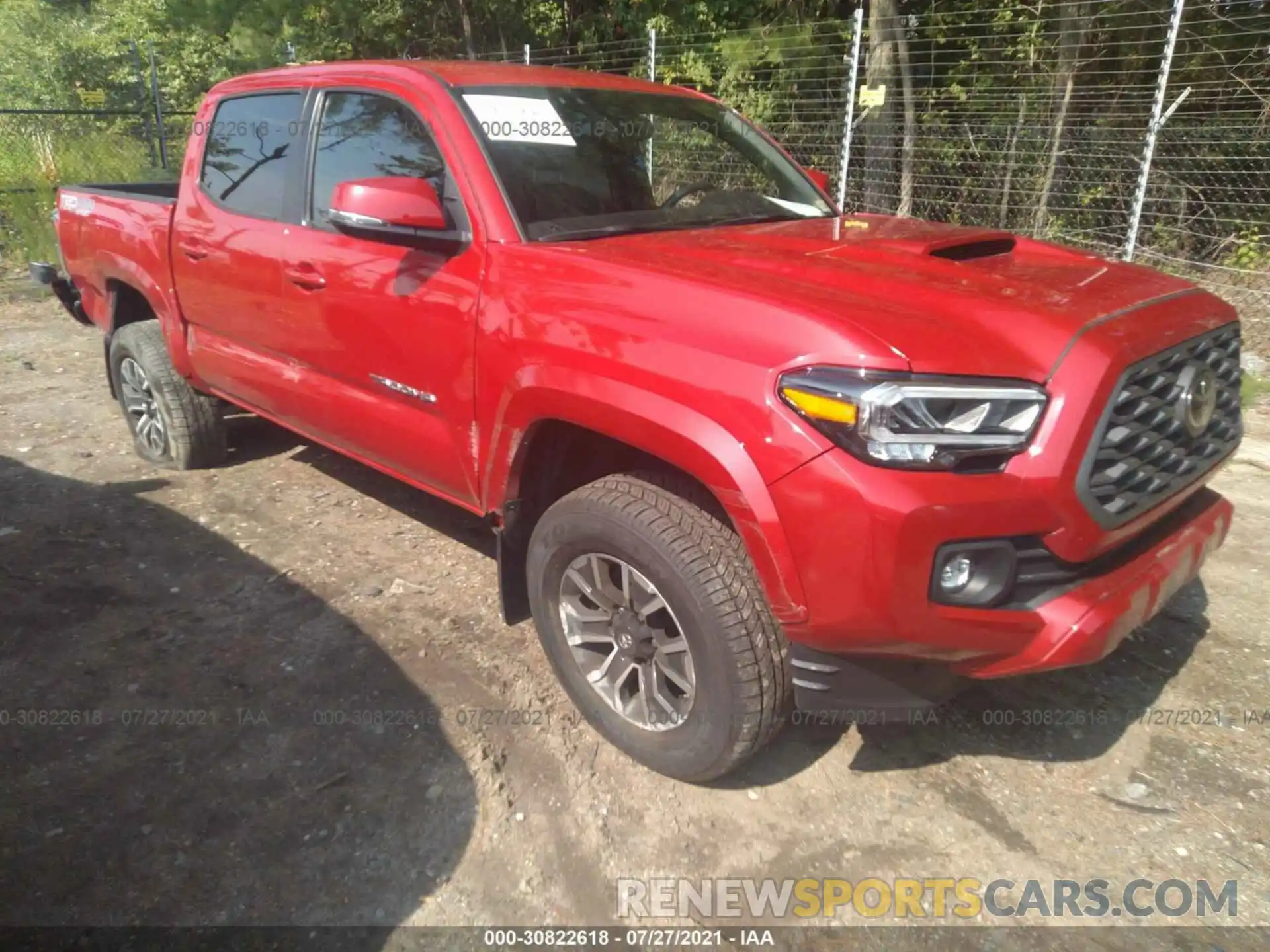 1 Photograph of a damaged car 3TMCZ5AN3LM297275 TOYOTA TACOMA 4WD 2020