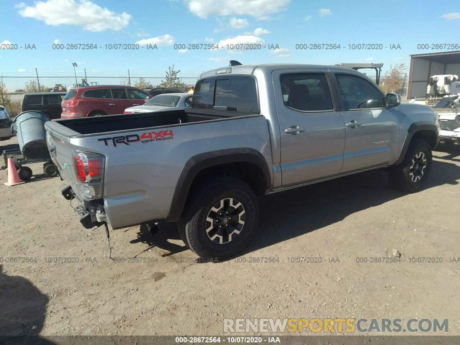 4 Photograph of a damaged car 3TMCZ5AN3LM301597 TOYOTA TACOMA 4WD 2020