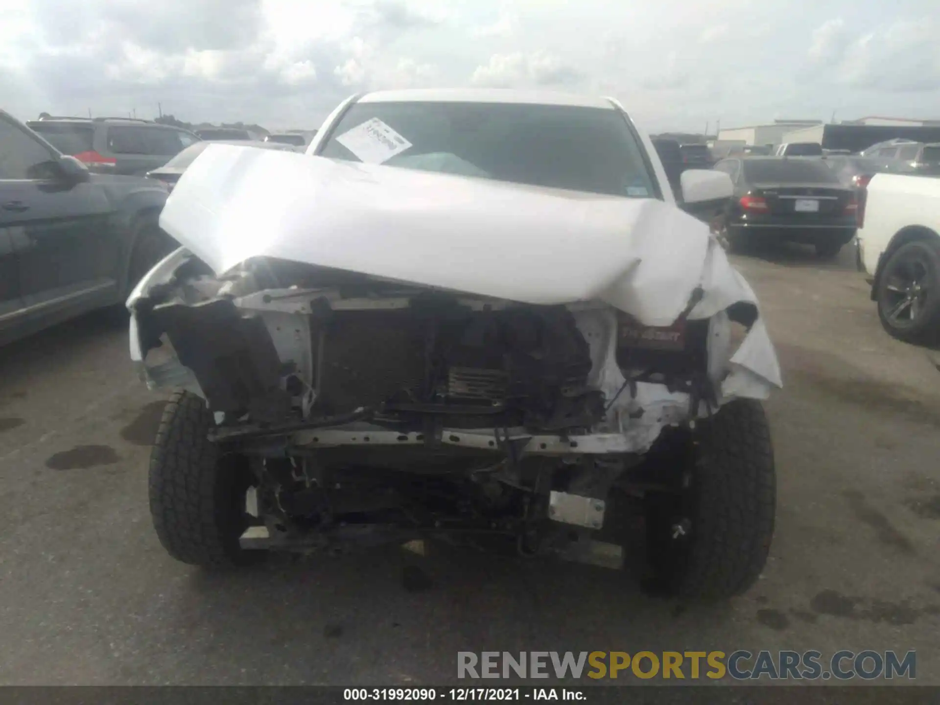 6 Photograph of a damaged car 3TMCZ5AN3LM304810 TOYOTA TACOMA 4WD 2020