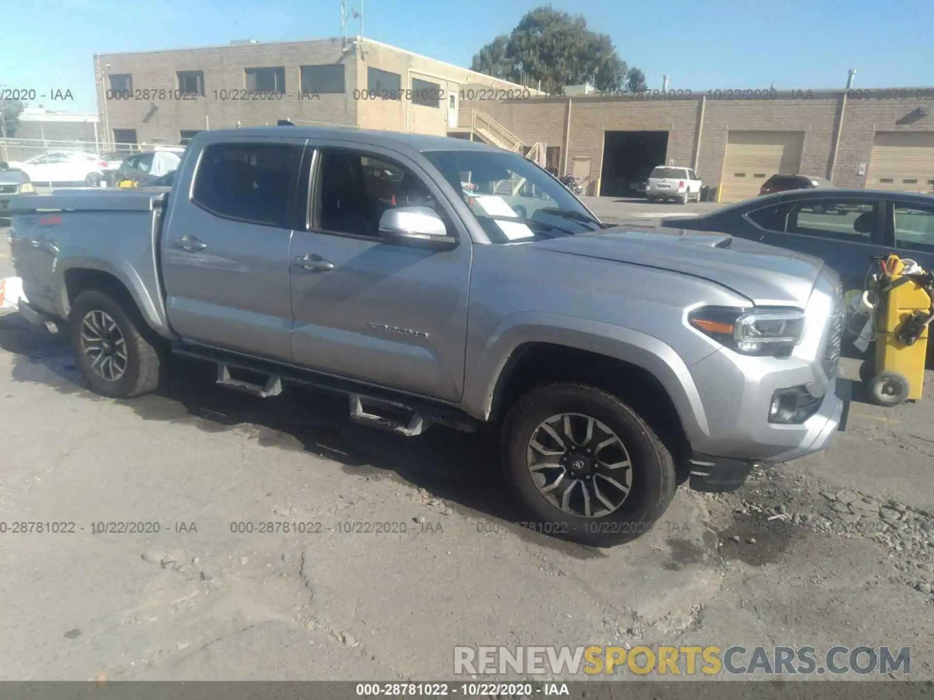 1 Photograph of a damaged car 3TMCZ5AN3LM307917 TOYOTA TACOMA 4WD 2020