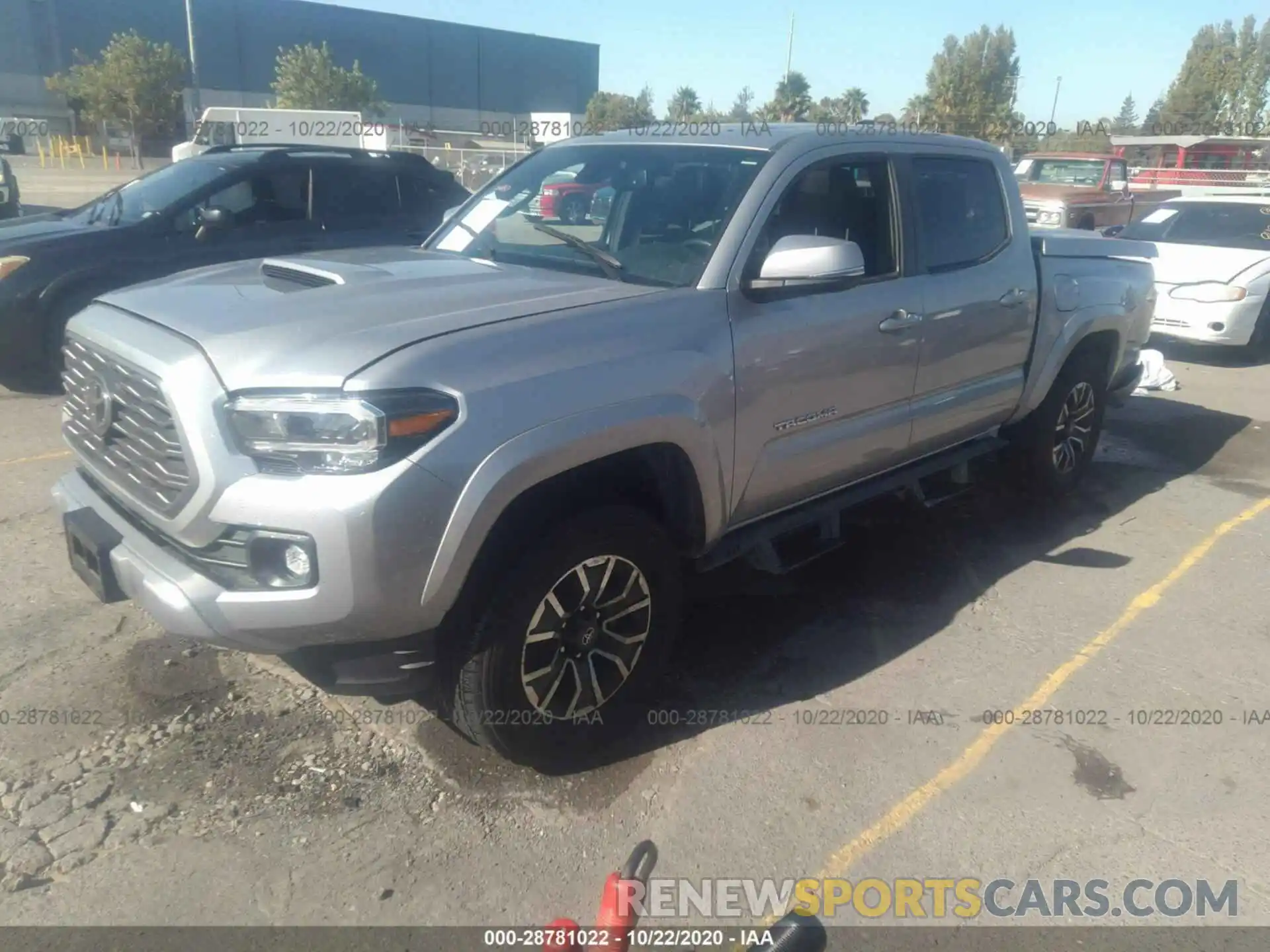 2 Photograph of a damaged car 3TMCZ5AN3LM307917 TOYOTA TACOMA 4WD 2020