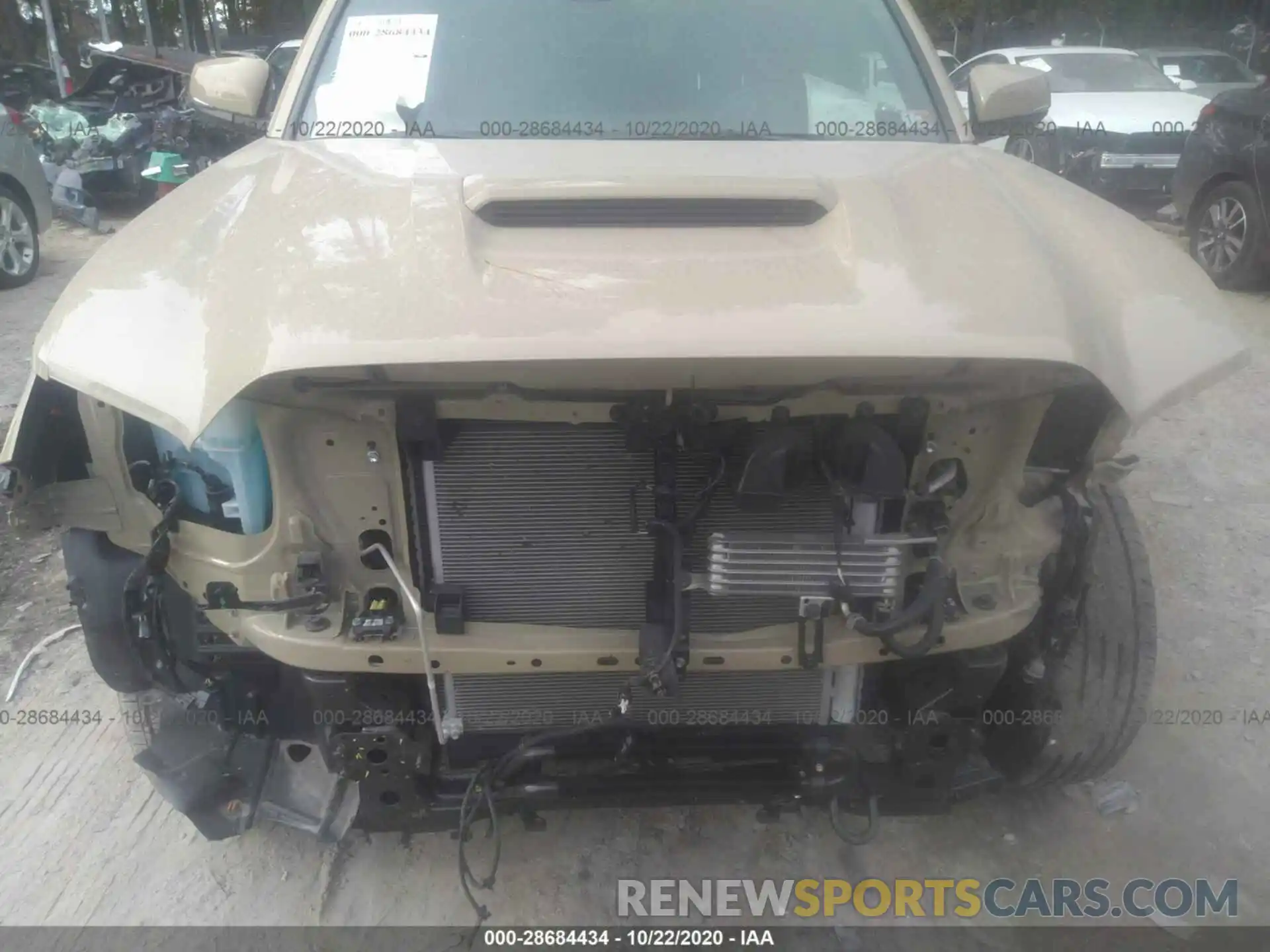 6 Photograph of a damaged car 3TMCZ5AN3LM308291 TOYOTA TACOMA 4WD 2020