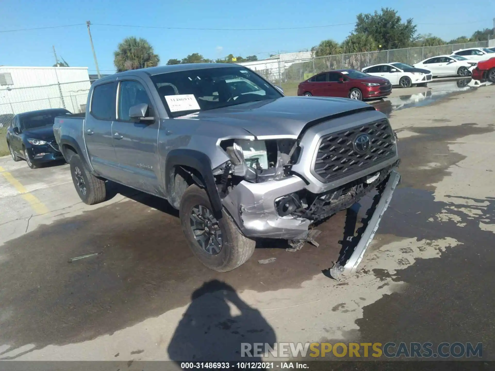 1 Photograph of a damaged car 3TMCZ5AN3LM320585 TOYOTA TACOMA 4WD 2020