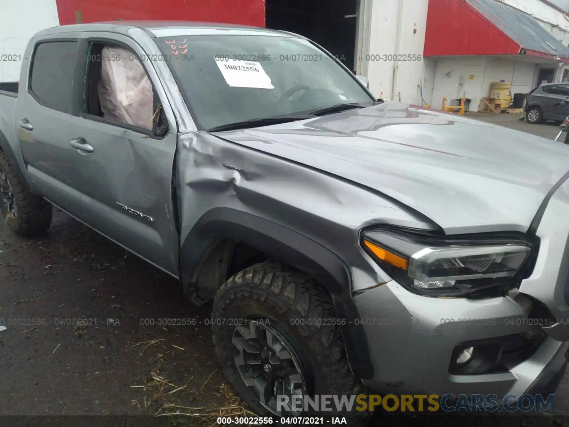 6 Photograph of a damaged car 3TMCZ5AN3LM324569 TOYOTA TACOMA 4WD 2020