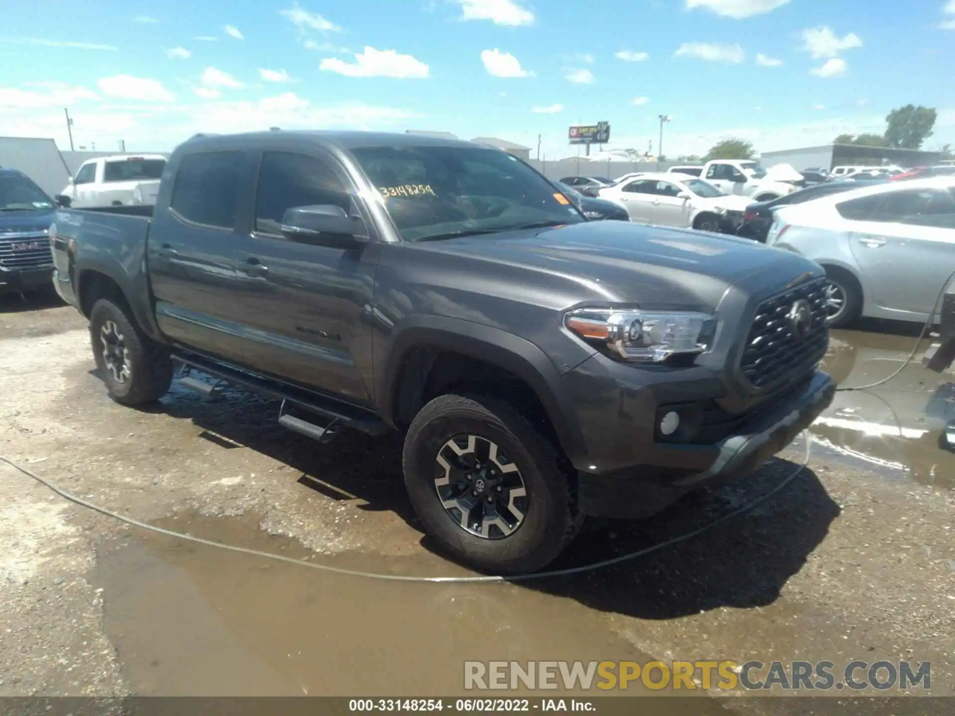 1 Photograph of a damaged car 3TMCZ5AN3LM328265 TOYOTA TACOMA 4WD 2020