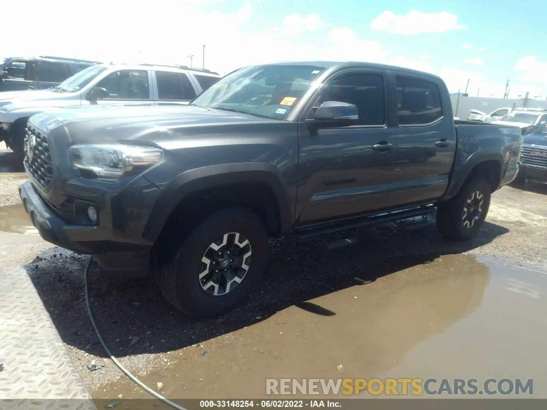 2 Photograph of a damaged car 3TMCZ5AN3LM328265 TOYOTA TACOMA 4WD 2020