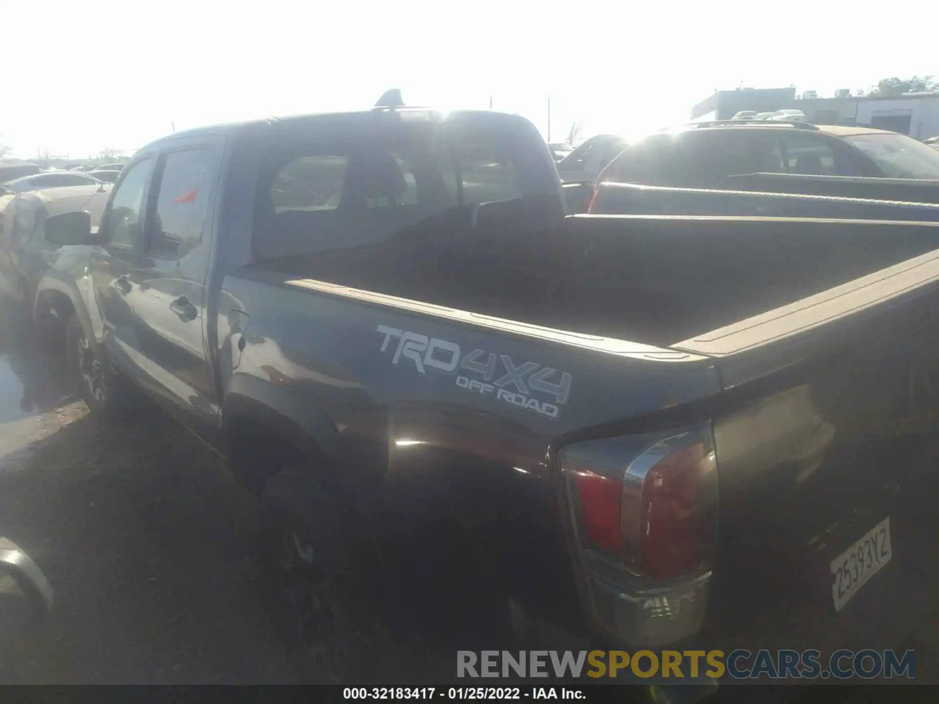 3 Photograph of a damaged car 3TMCZ5AN3LM329514 TOYOTA TACOMA 4WD 2020