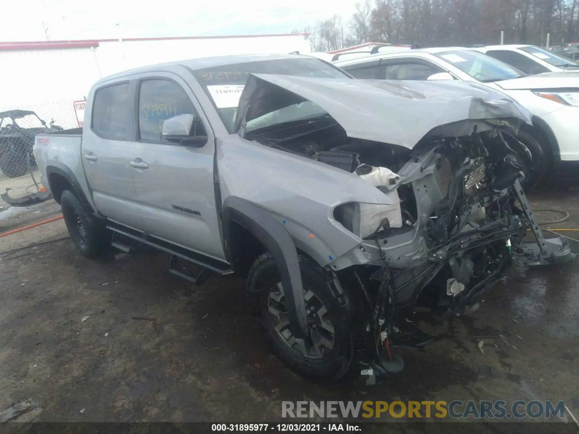 1 Photograph of a damaged car 3TMCZ5AN3LM333286 TOYOTA TACOMA 4WD 2020