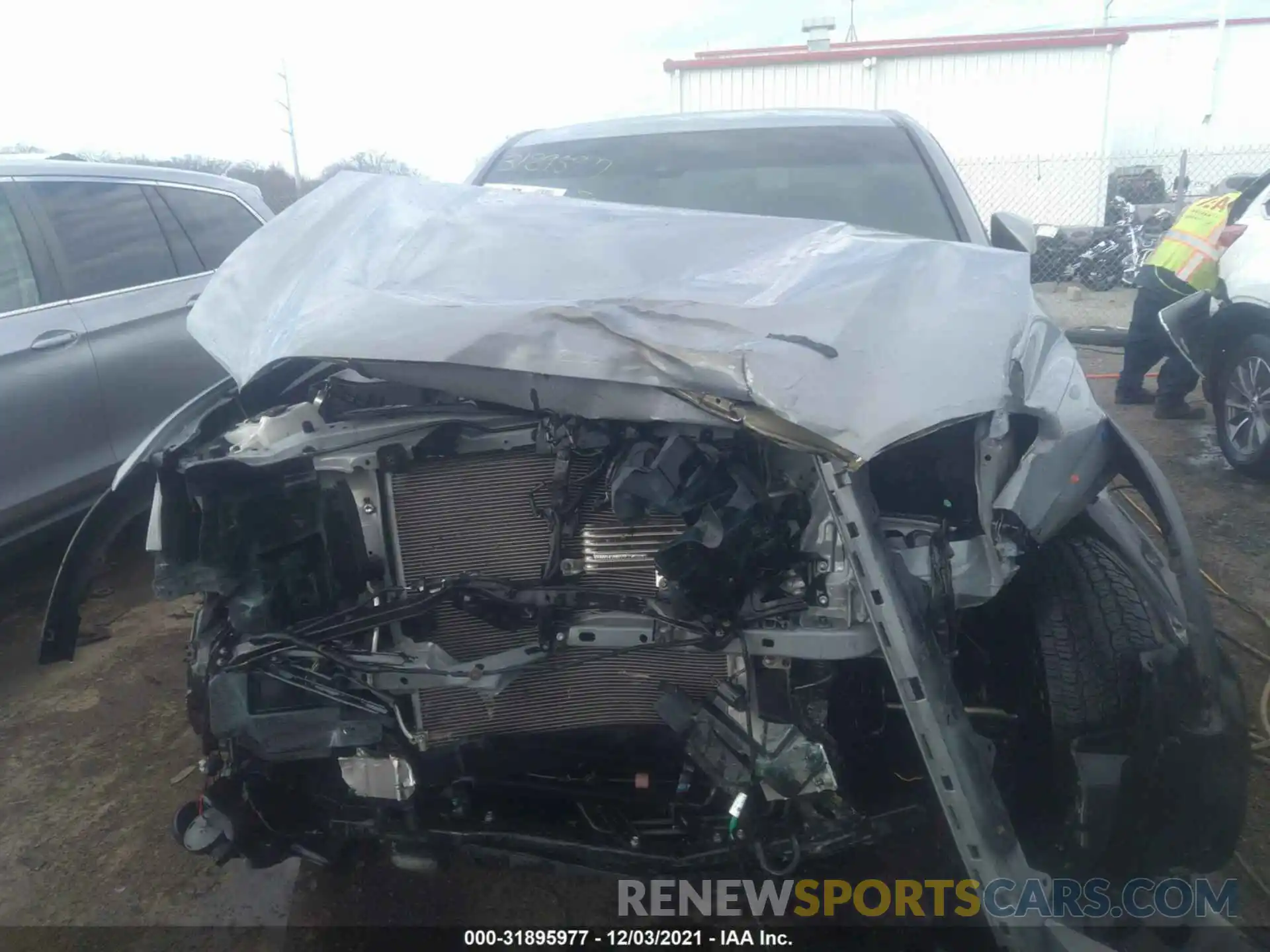 6 Photograph of a damaged car 3TMCZ5AN3LM333286 TOYOTA TACOMA 4WD 2020