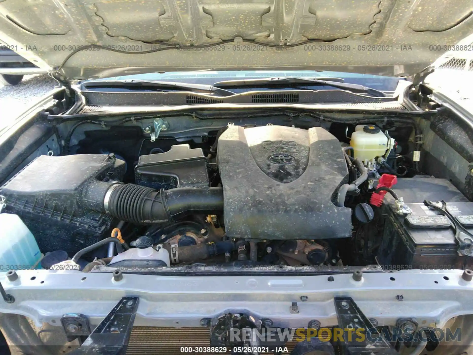 10 Photograph of a damaged car 3TMCZ5AN3LM349116 TOYOTA TACOMA 4WD 2020