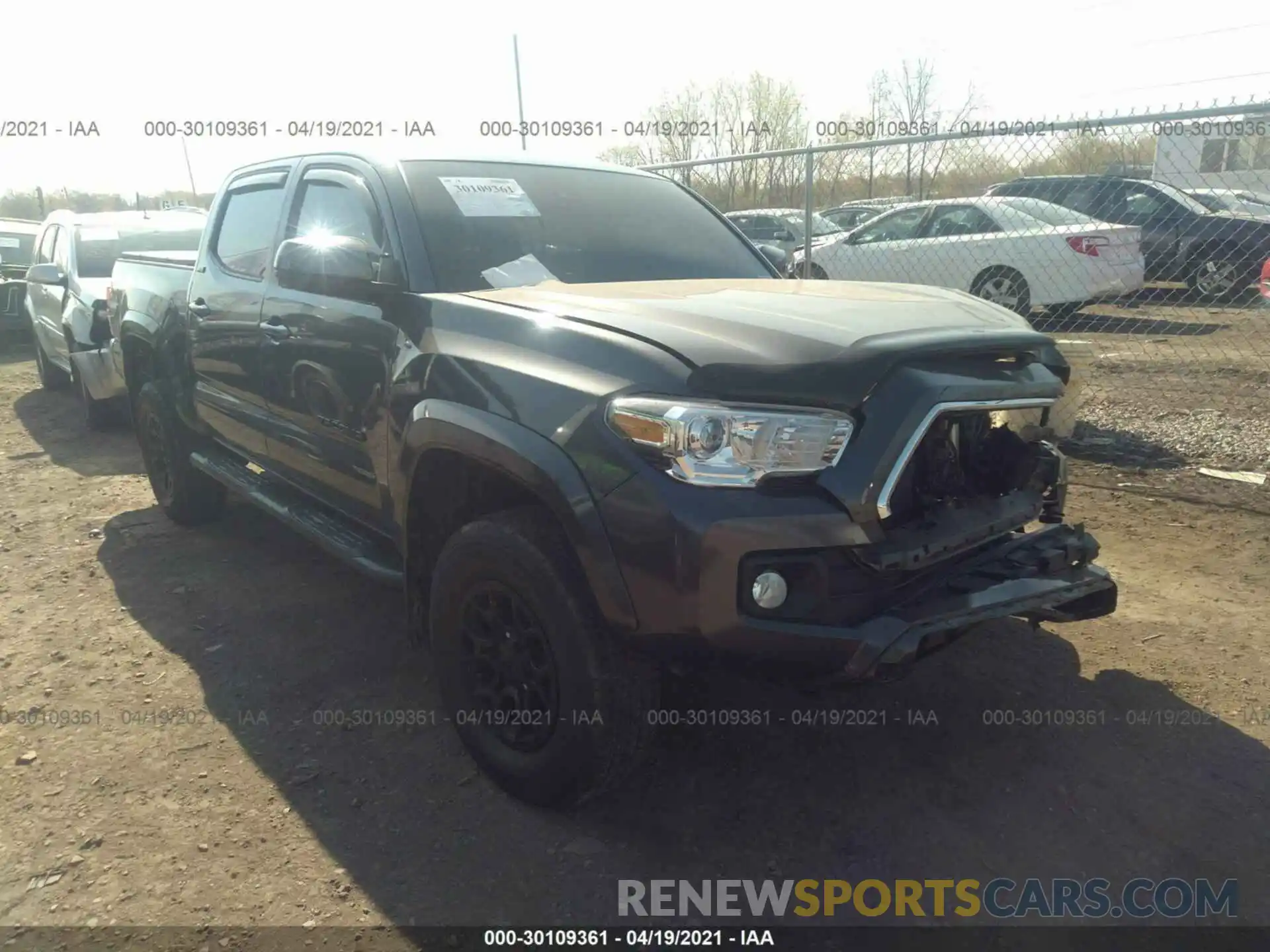 1 Photograph of a damaged car 3TMCZ5AN3LM353585 TOYOTA TACOMA 4WD 2020