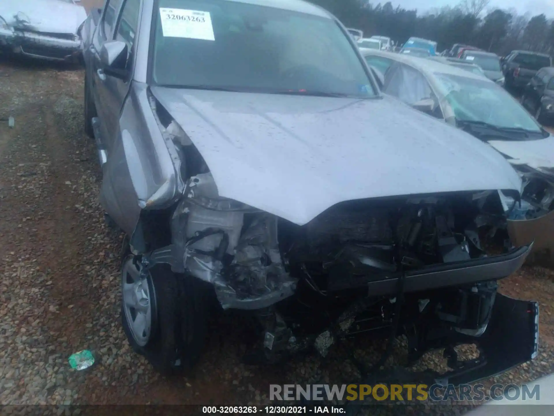 6 Photograph of a damaged car 3TMCZ5AN3LM362710 TOYOTA TACOMA 4WD 2020