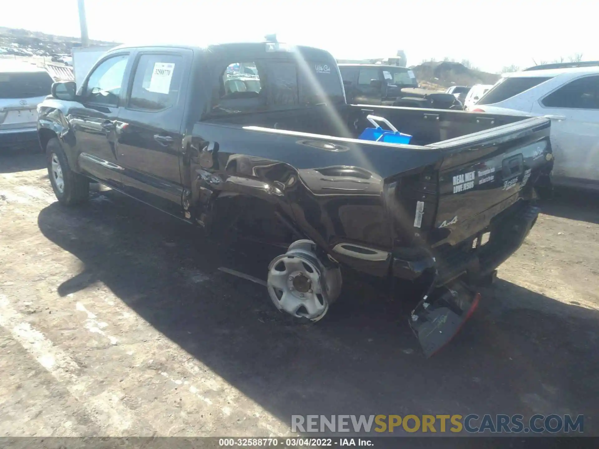 6 Photograph of a damaged car 3TMCZ5AN3LM369057 TOYOTA TACOMA 4WD 2020