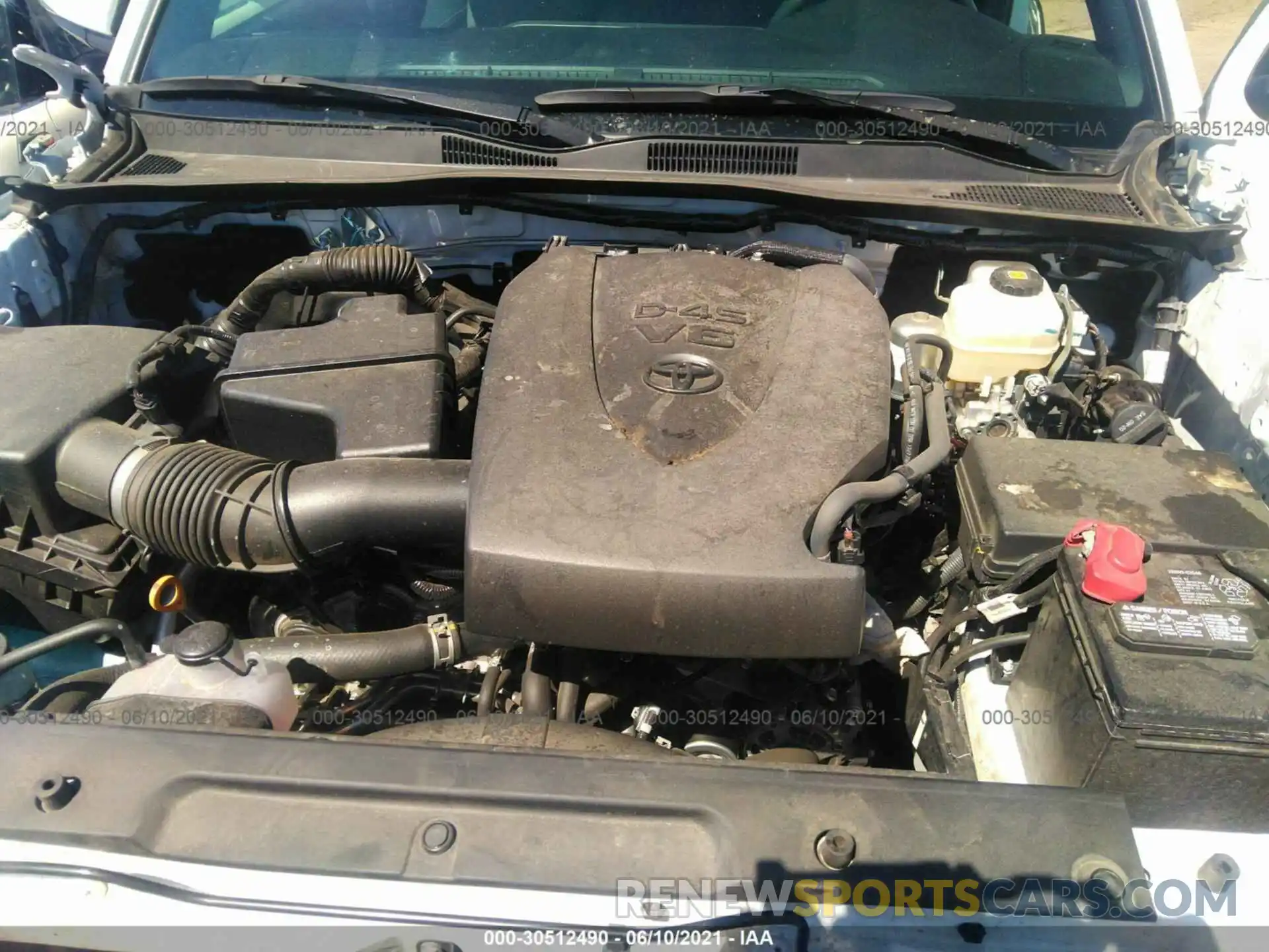 10 Photograph of a damaged car 3TMCZ5AN4LM291713 TOYOTA TACOMA 4WD 2020