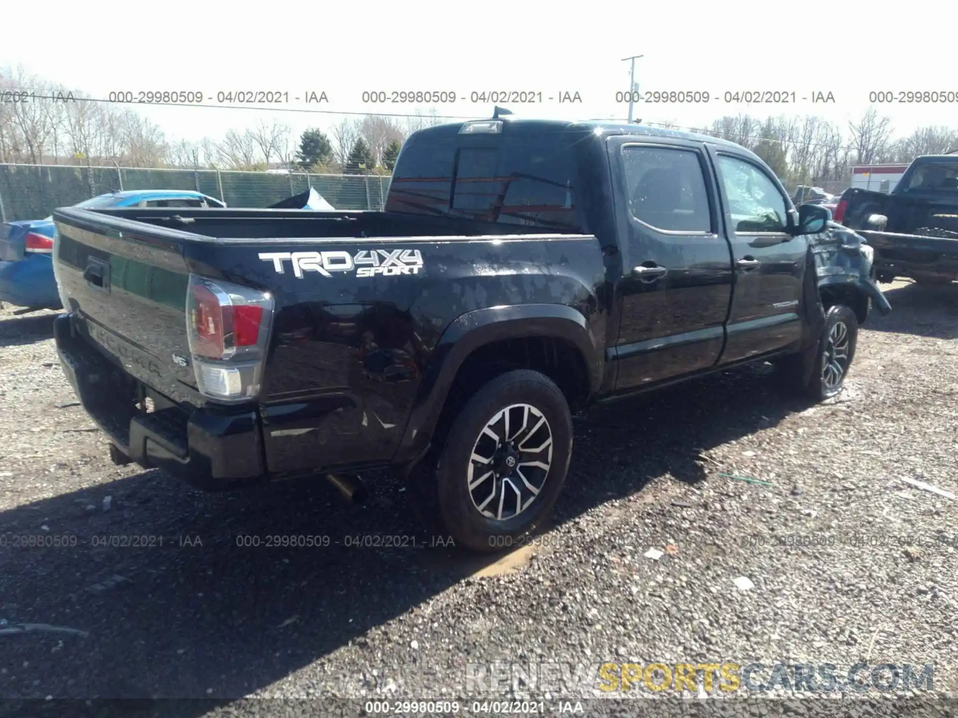 4 Photograph of a damaged car 3TMCZ5AN4LM300944 TOYOTA TACOMA 4WD 2020