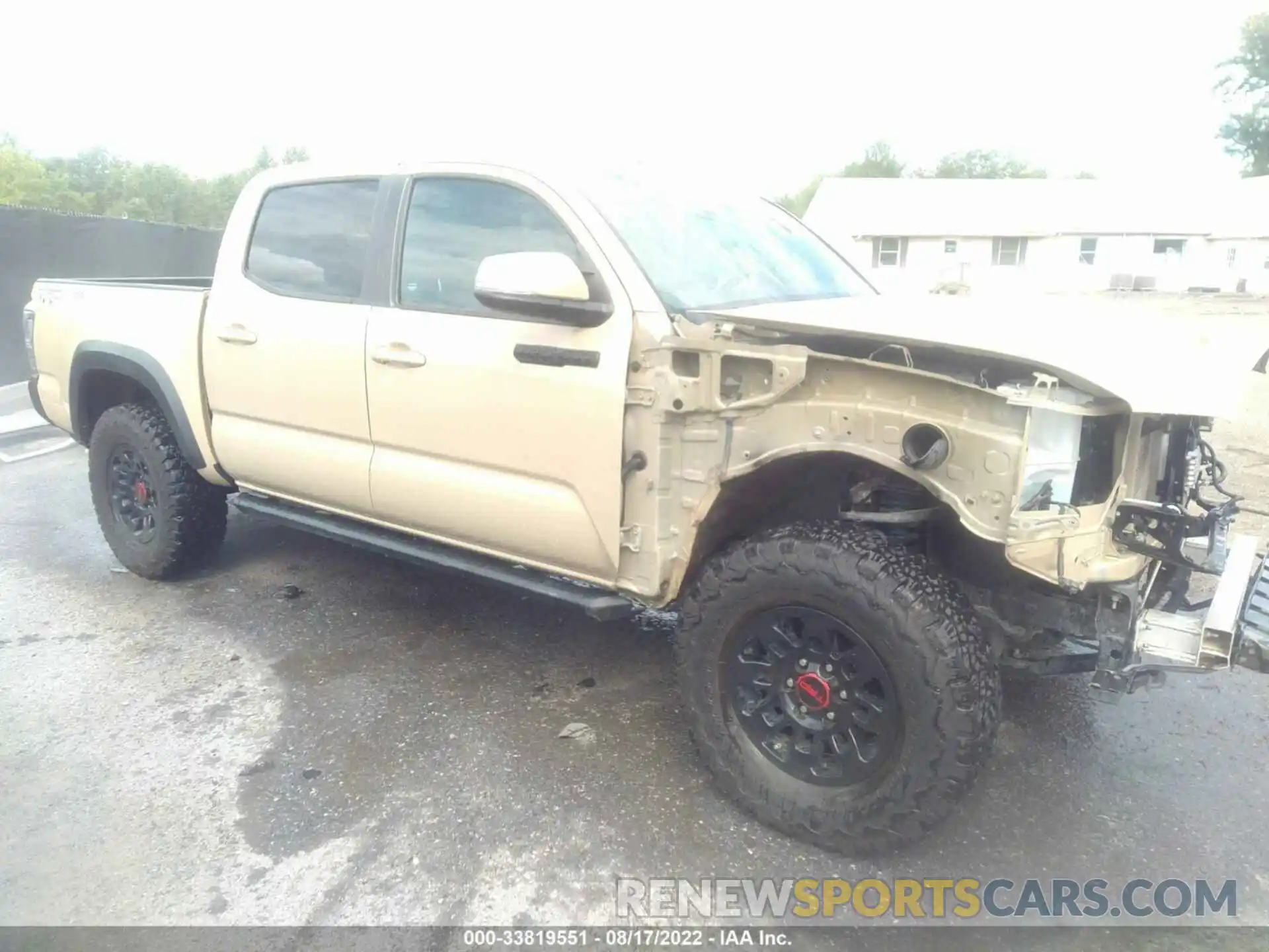 1 Photograph of a damaged car 3TMCZ5AN4LM309305 TOYOTA TACOMA 4WD 2020