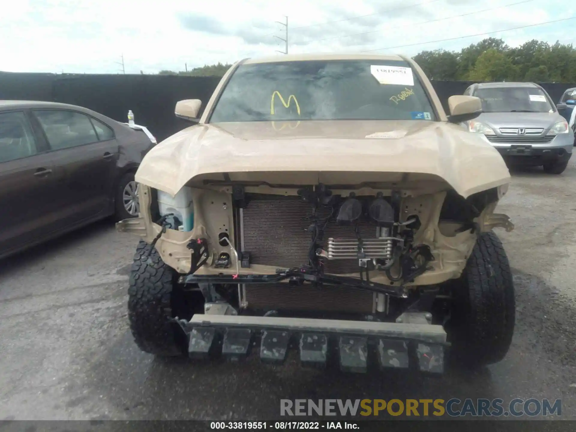 6 Photograph of a damaged car 3TMCZ5AN4LM309305 TOYOTA TACOMA 4WD 2020