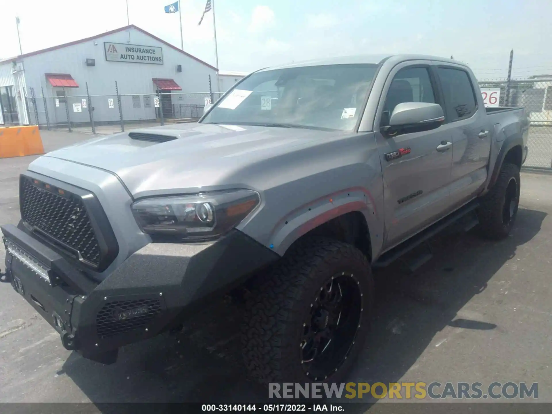 2 Photograph of a damaged car 3TMCZ5AN4LM322331 TOYOTA TACOMA 4WD 2020