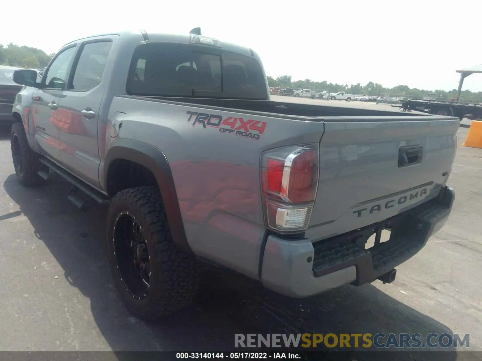 3 Photograph of a damaged car 3TMCZ5AN4LM322331 TOYOTA TACOMA 4WD 2020