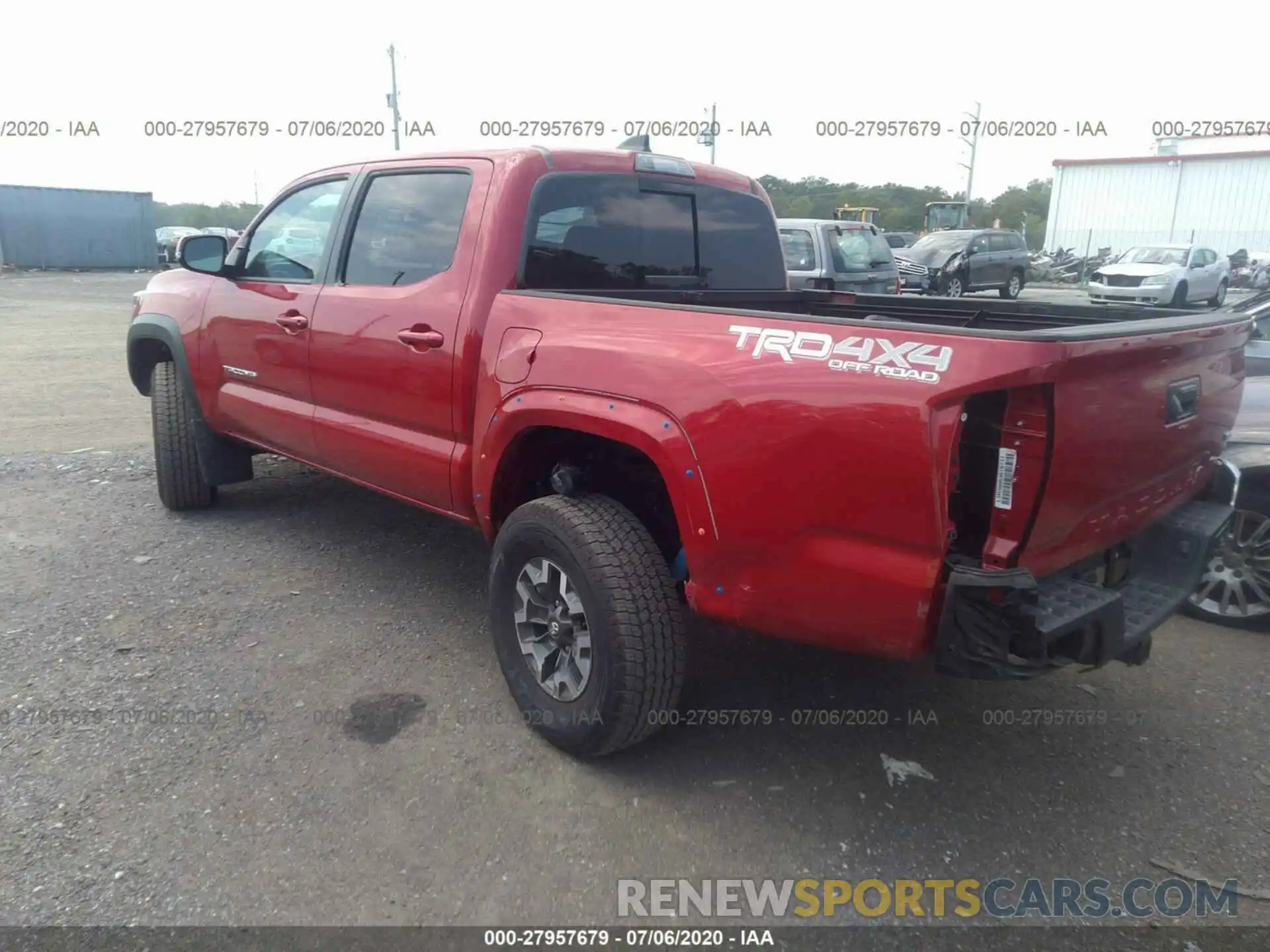 3 Photograph of a damaged car 3TMCZ5AN4LM328968 TOYOTA TACOMA 4WD 2020