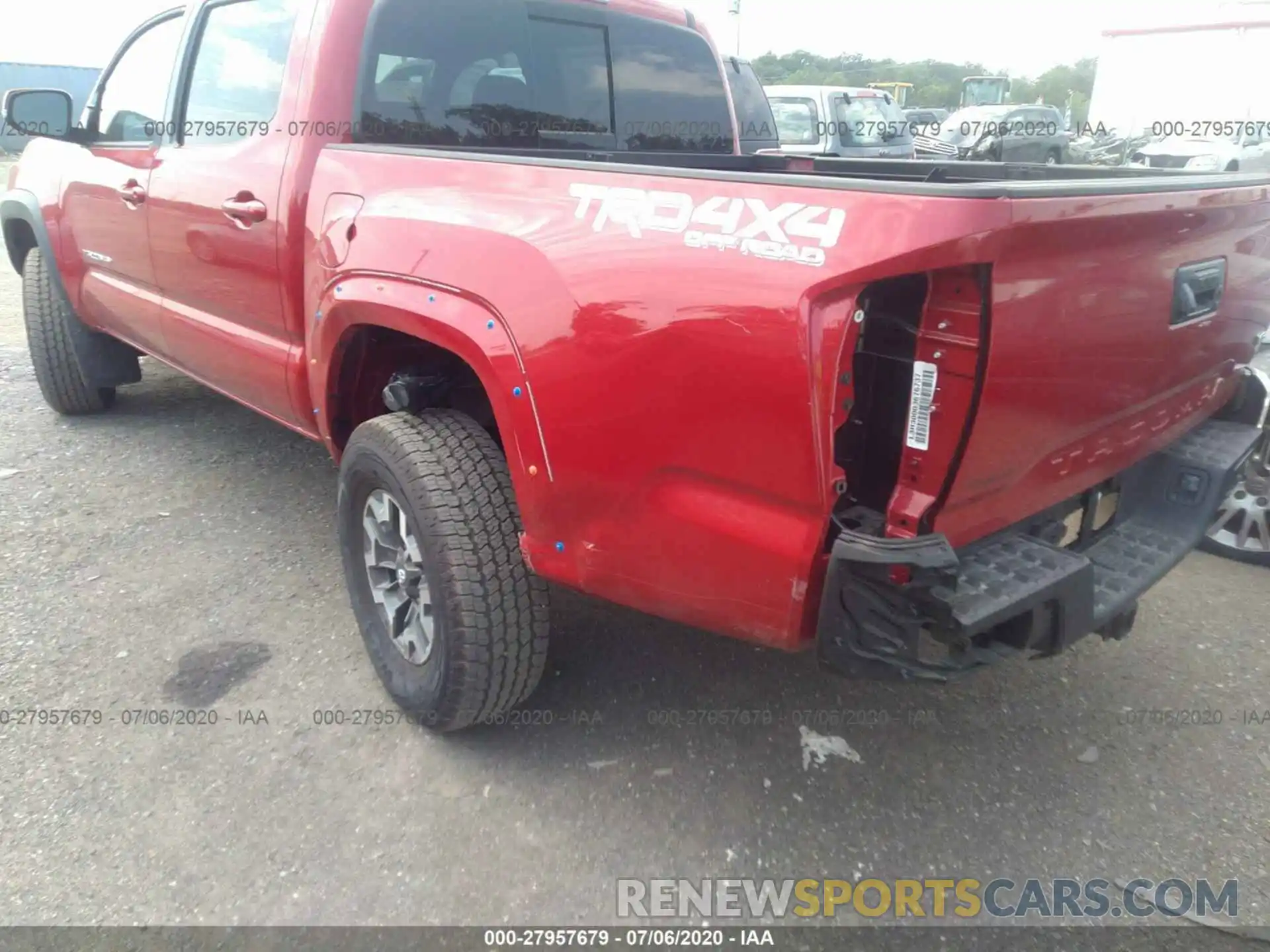 6 Photograph of a damaged car 3TMCZ5AN4LM328968 TOYOTA TACOMA 4WD 2020