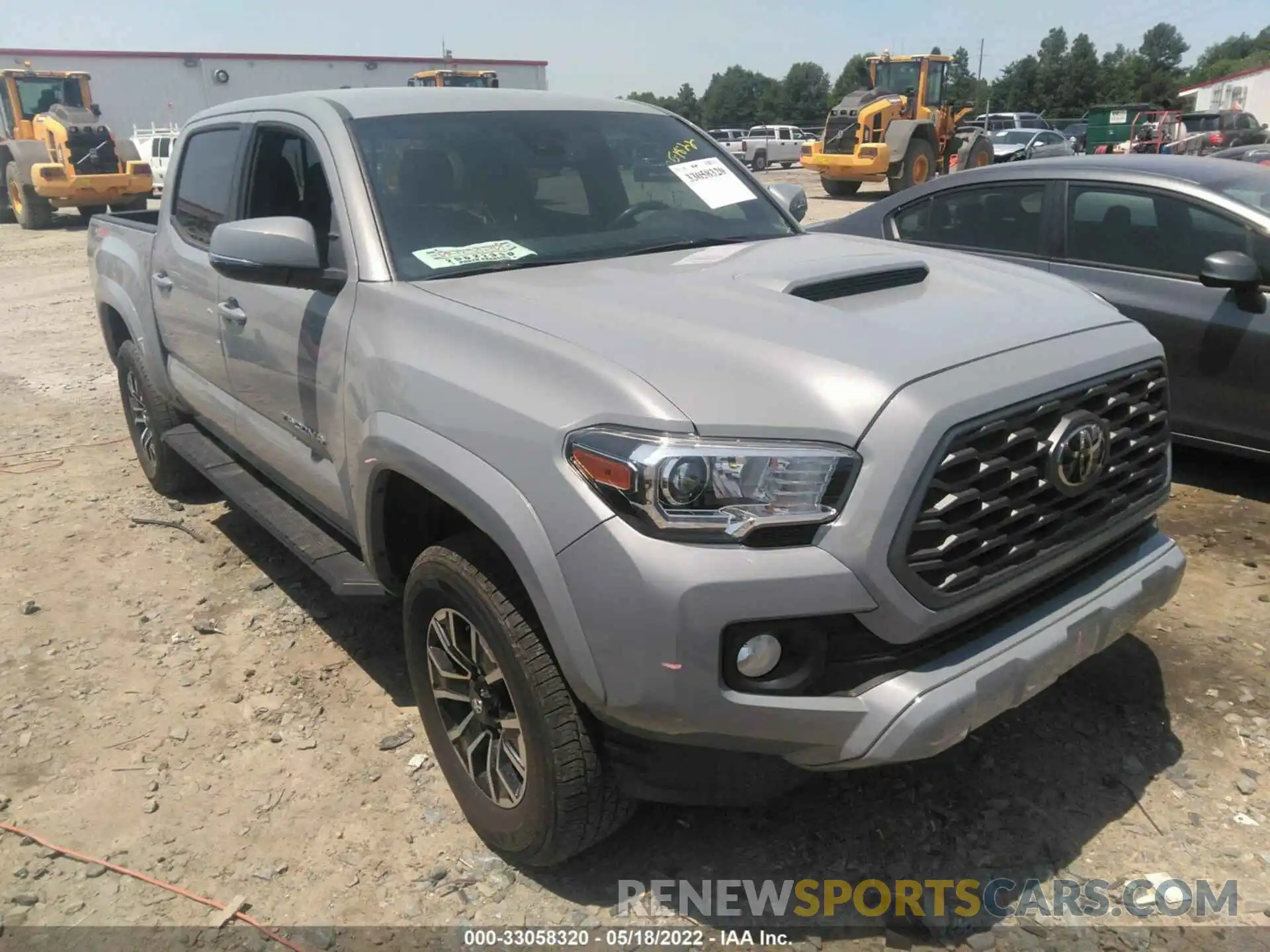 1 Photograph of a damaged car 3TMCZ5AN4LM330218 TOYOTA TACOMA 4WD 2020