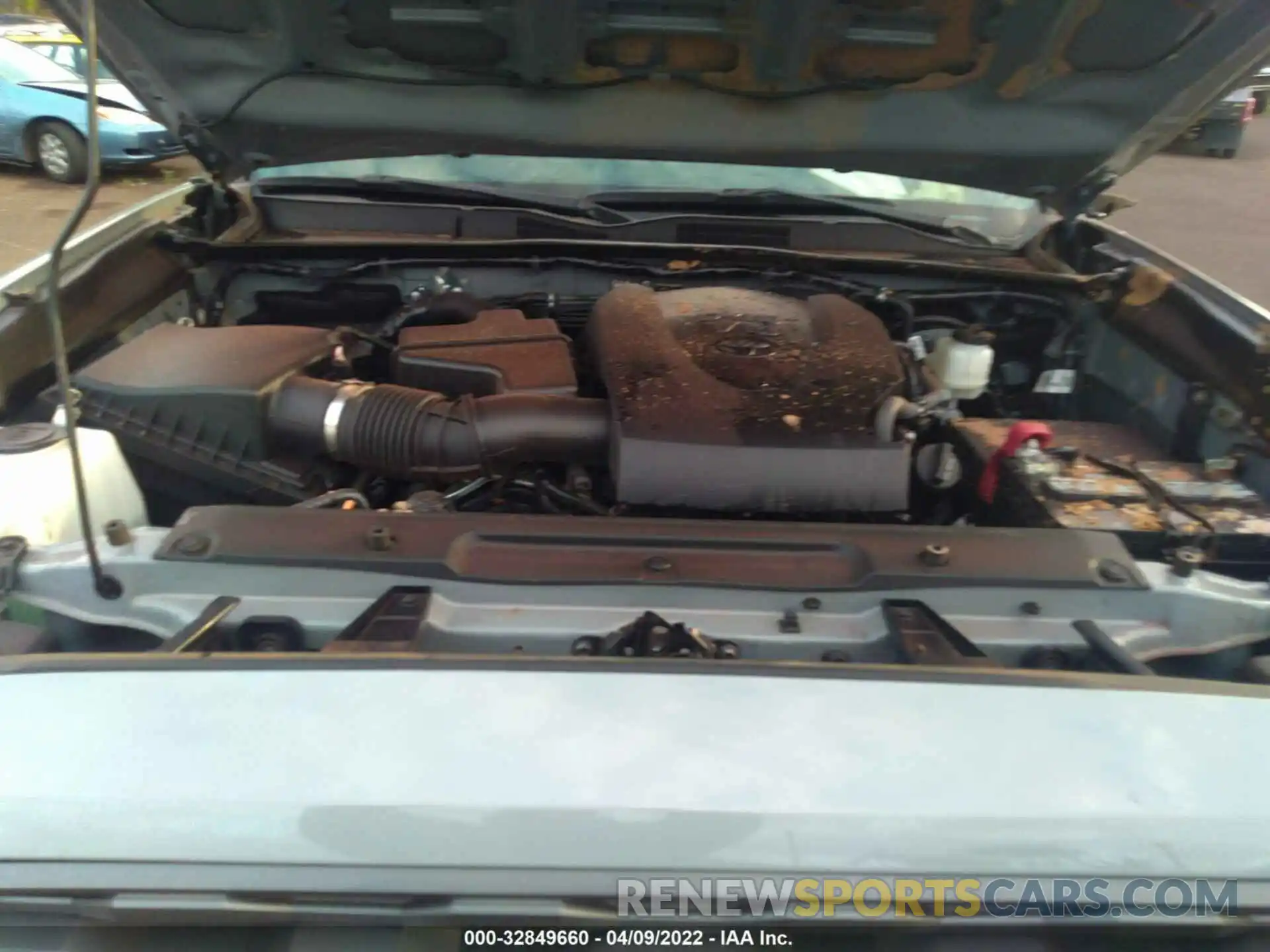 10 Photograph of a damaged car 3TMCZ5AN4LM341168 TOYOTA TACOMA 4WD 2020