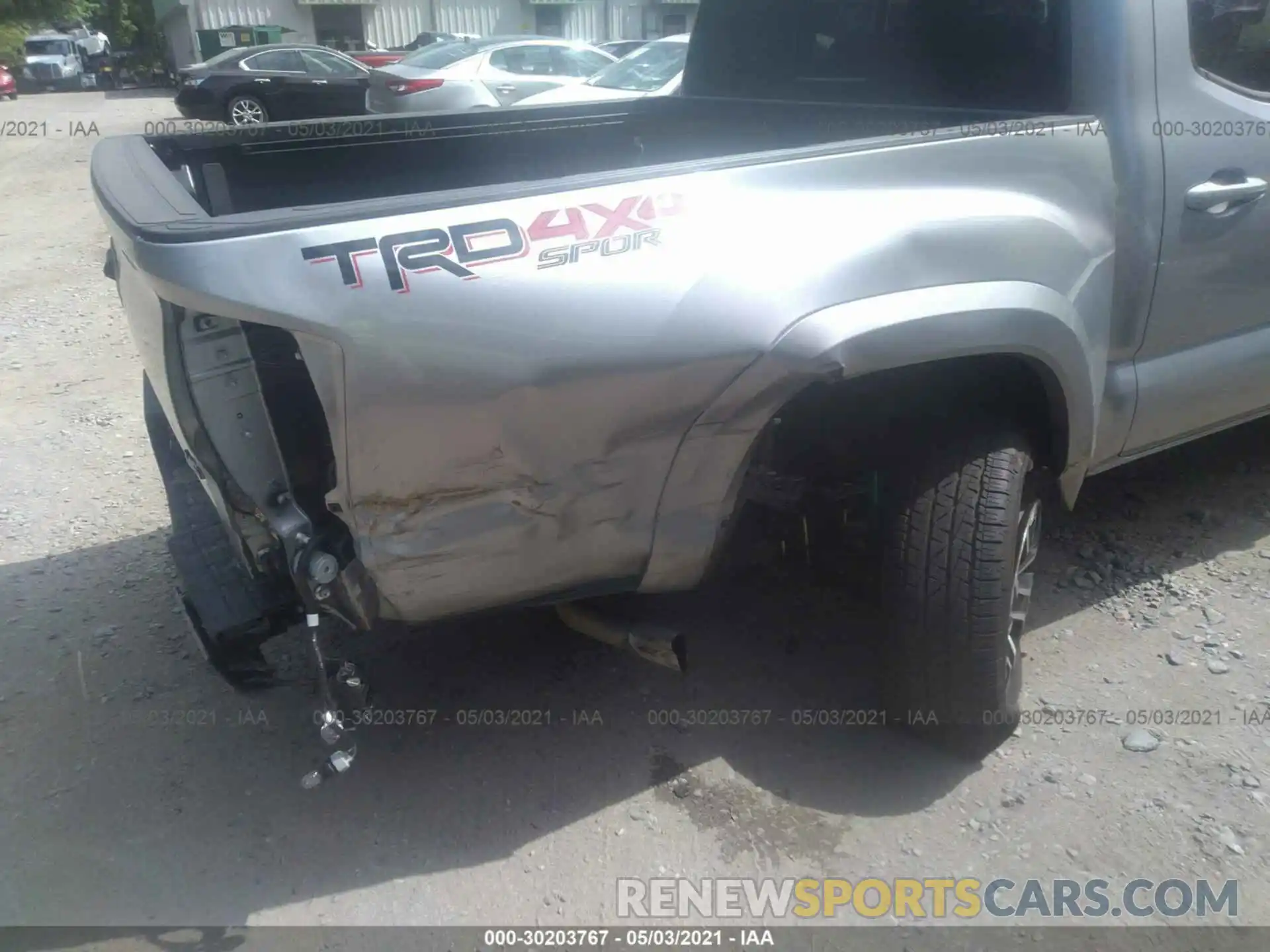 6 Photograph of a damaged car 3TMCZ5AN4LM347715 TOYOTA TACOMA 4WD 2020